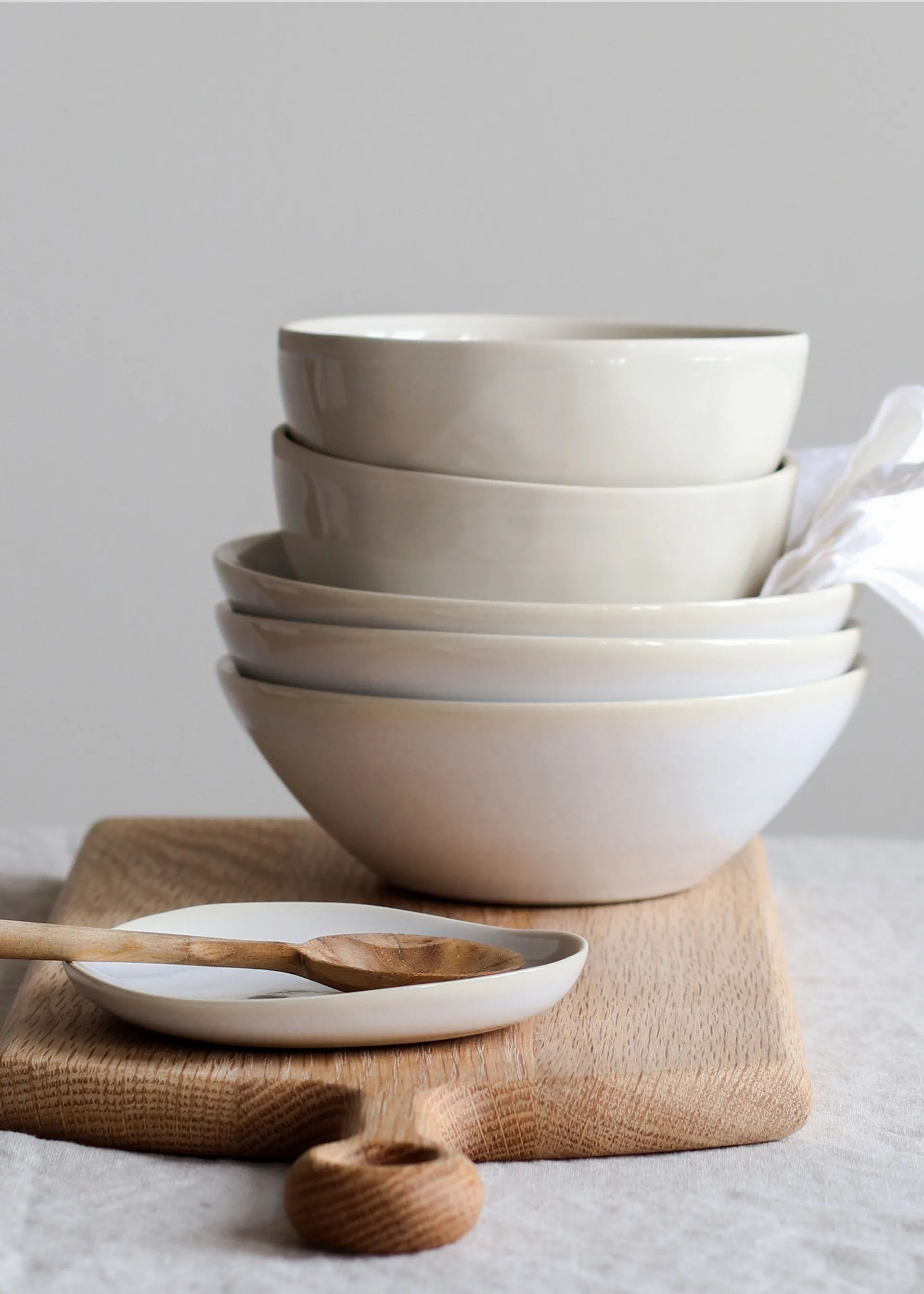 Vince μπολ M, Λευκό Tell Me More