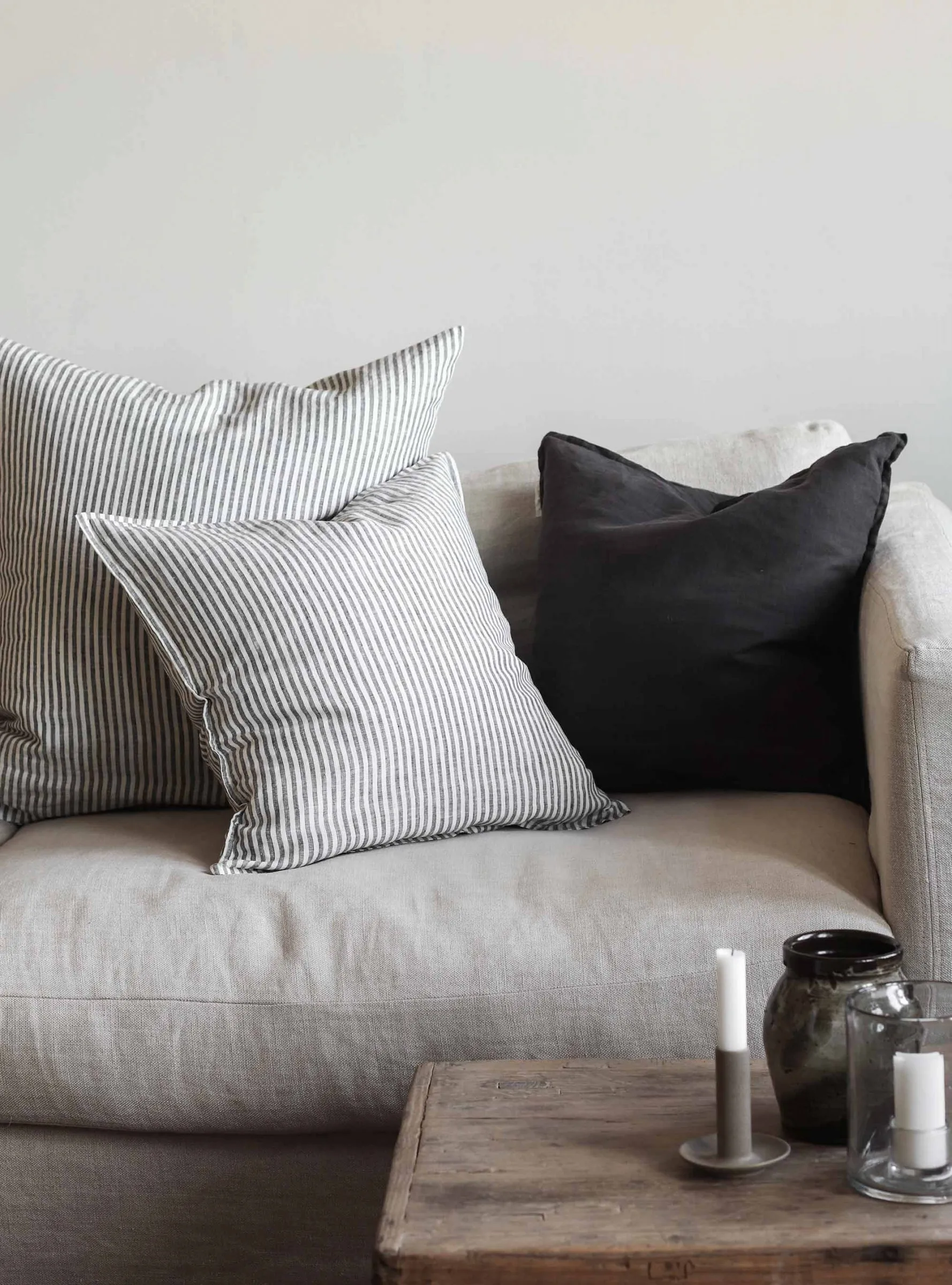 Washed linen διακοσμητική μαξιλαροθήκη 50x50 εκ., Γκρι-λευκό Tell Me More