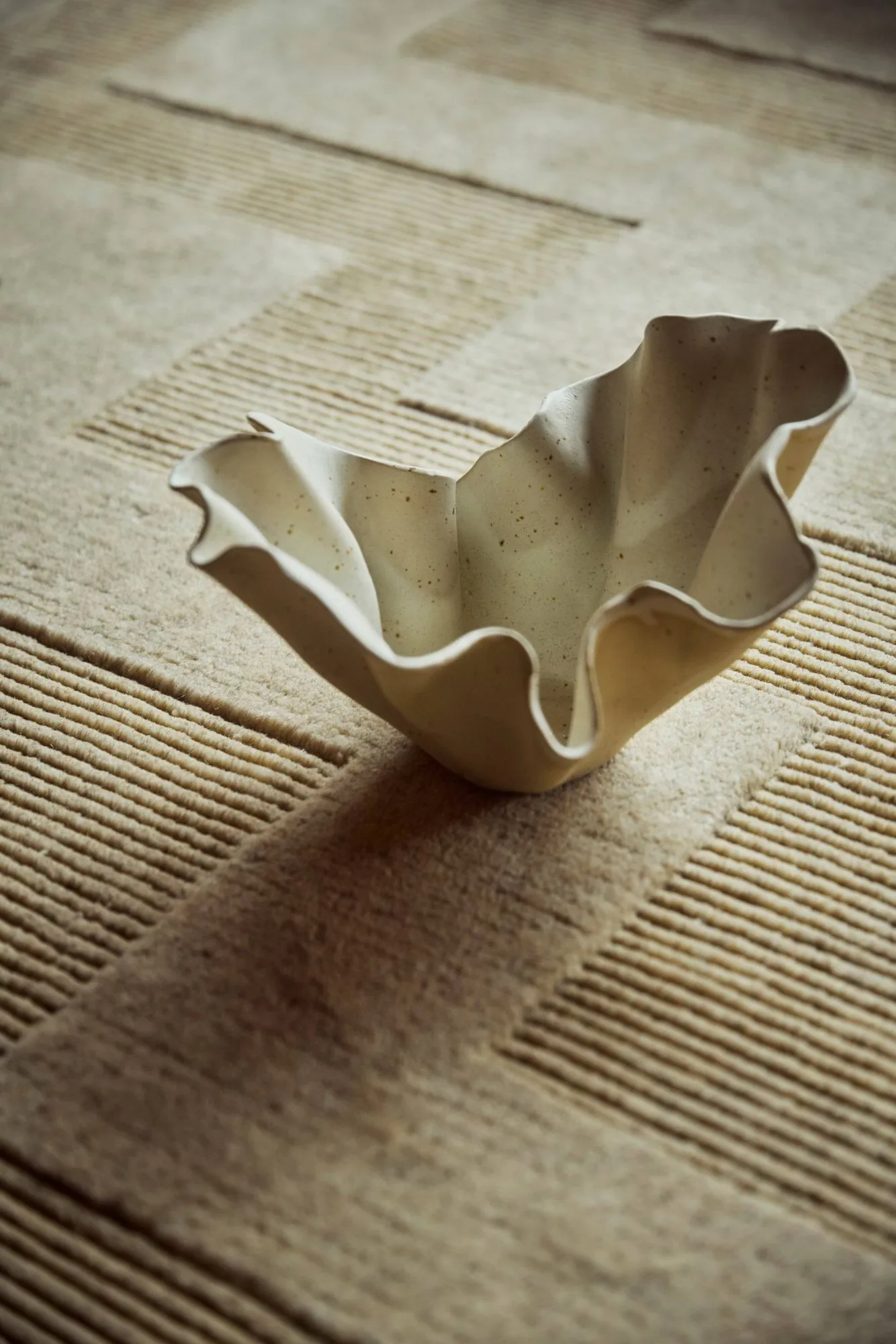 Amnell γλυπτό, Beige, 29x18 εκ. Tinted