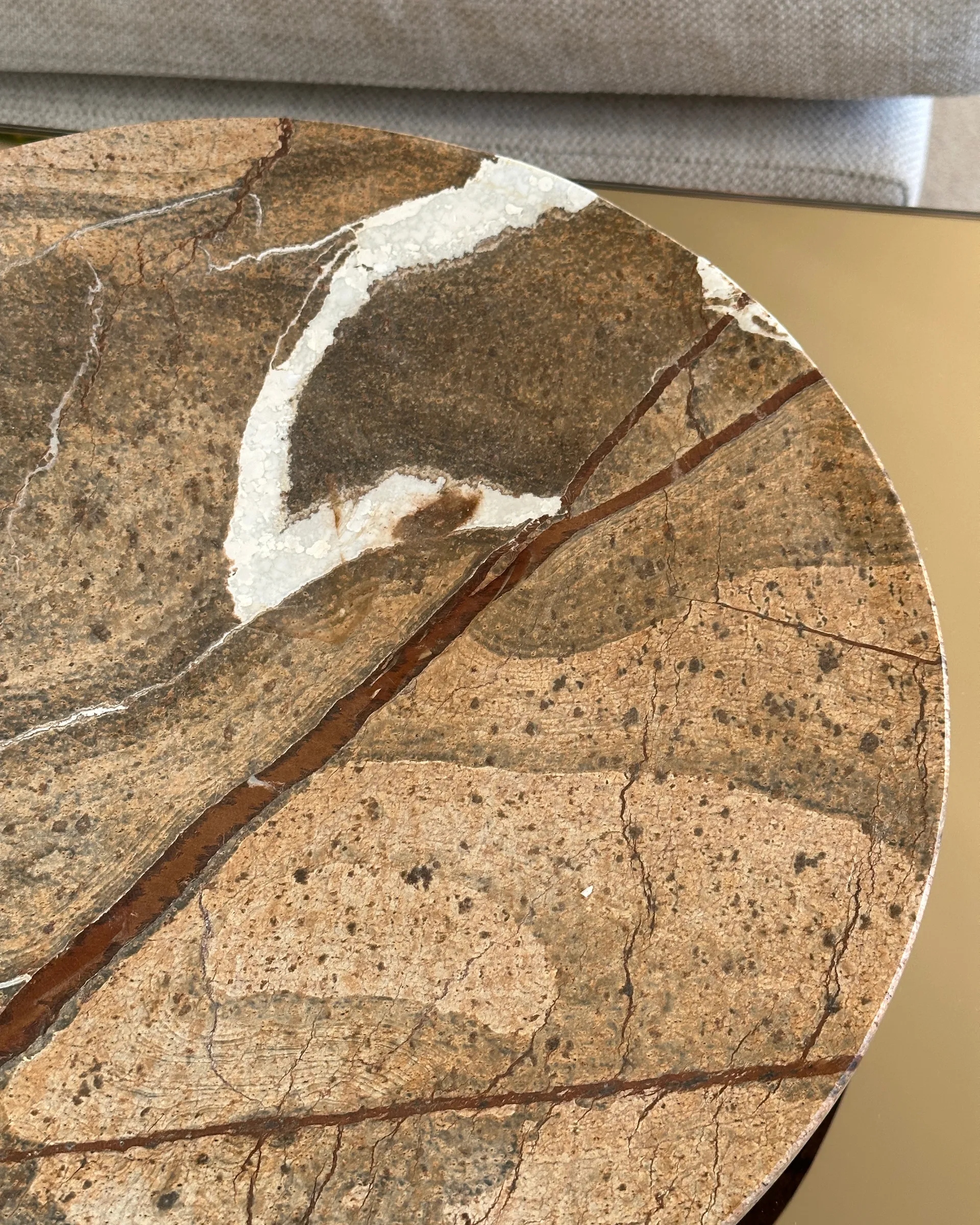 Πιατέλα Falker , Red stone Tinted