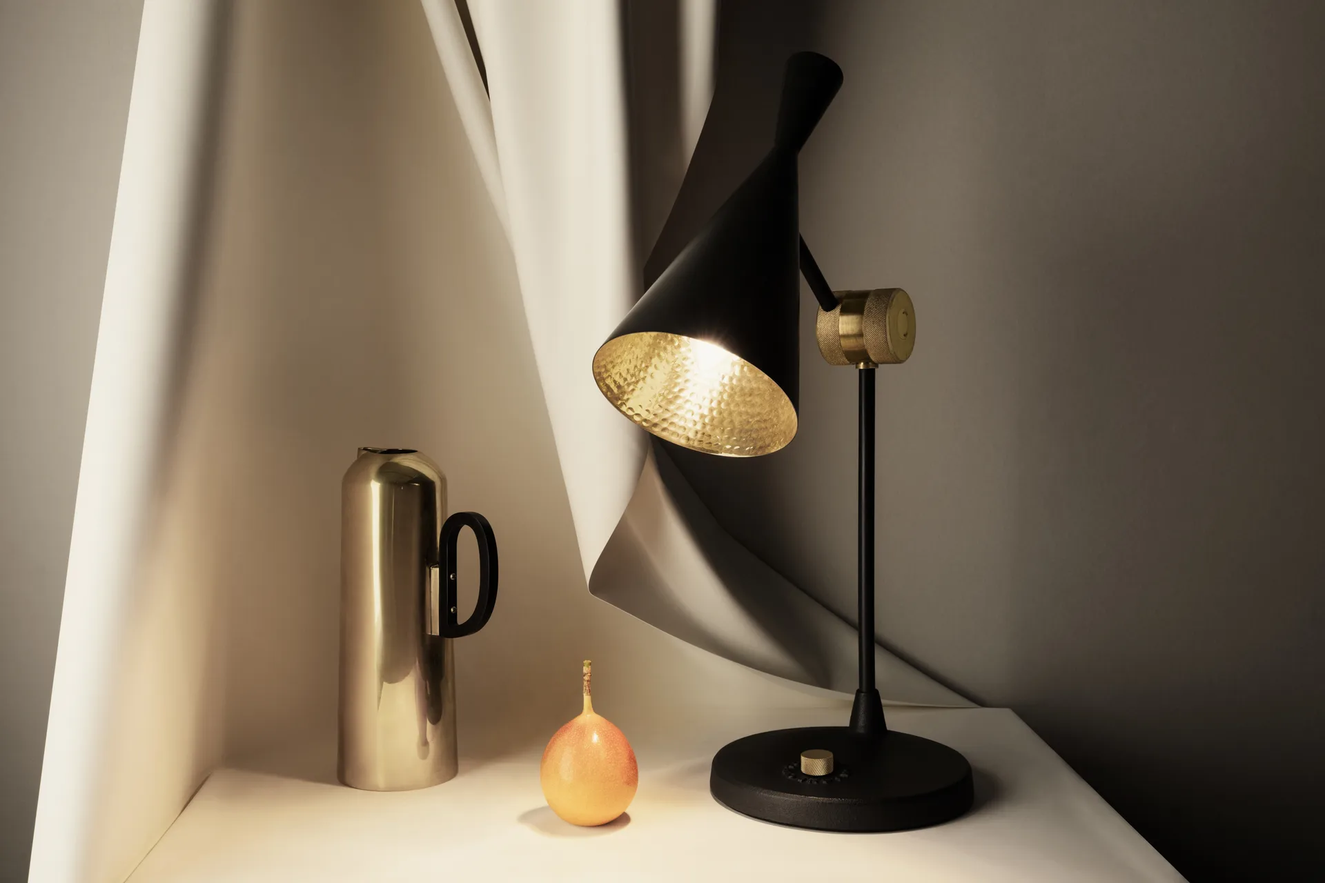Beat επιτραπέζιο φωτιστικό 53 cm, Black Tom Dixon