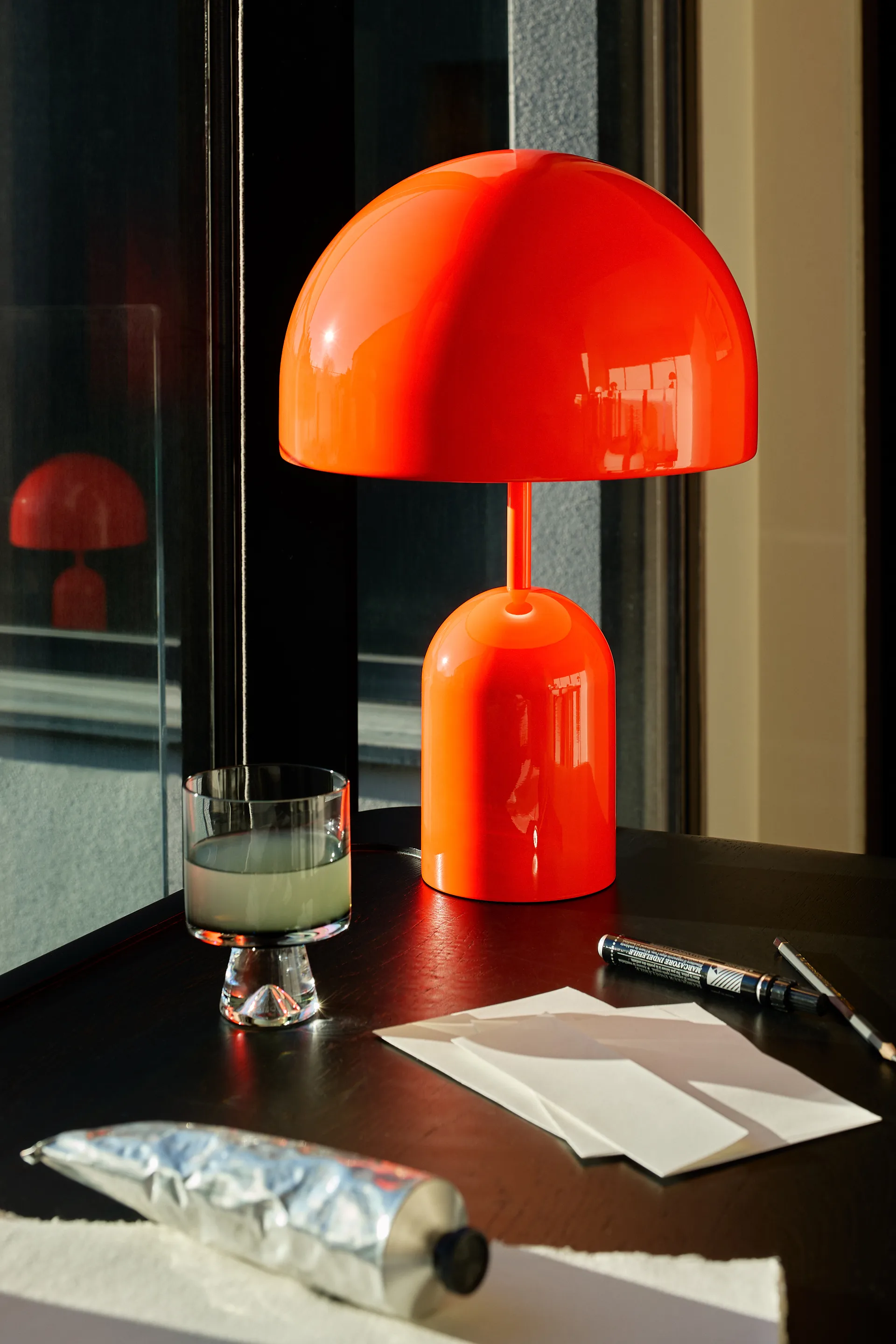 Επιτραπέζιο φωτιστικό Bell, Fluoro Tom Dixon