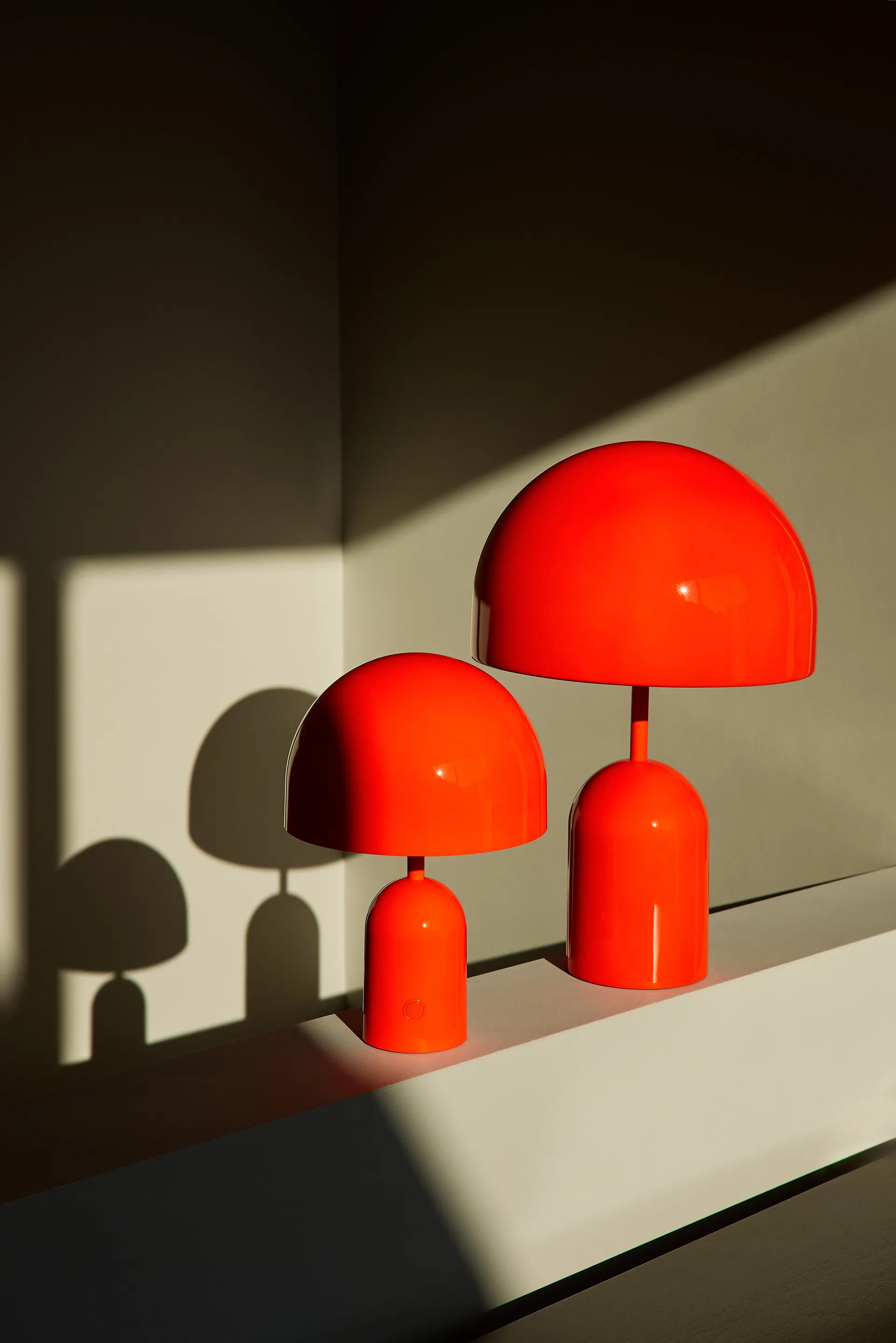 Επιτραπέζιο φωτιστικό Bell, Fluoro Tom Dixon
