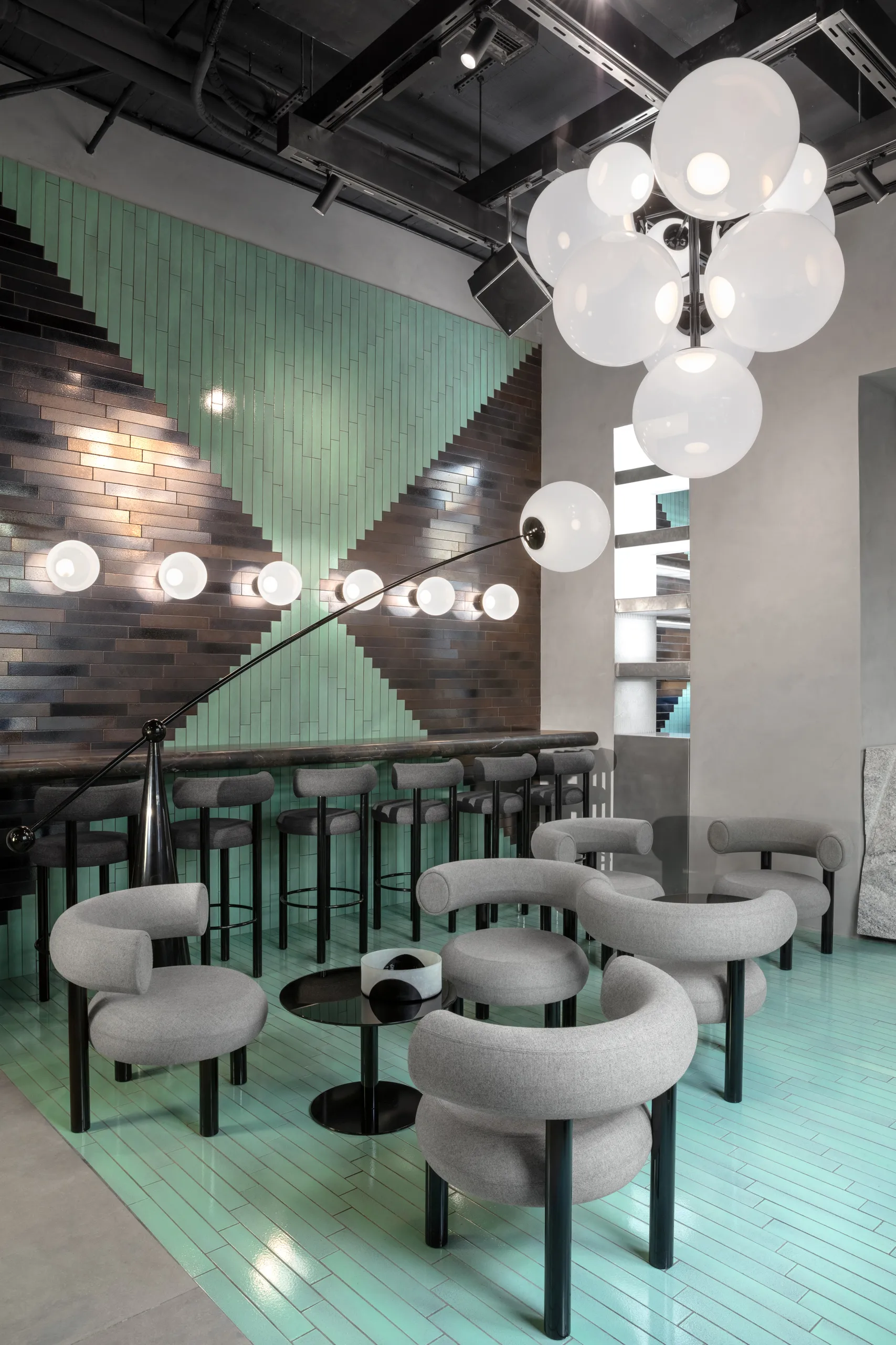 Flash τραπέζι σαλονιού Ø60 cm, Μαύρο-μαύρο στήριγμα Tom Dixon