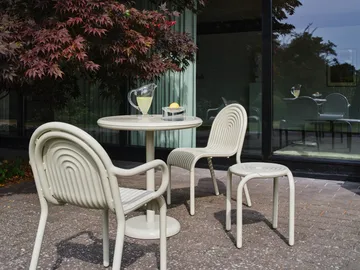 Groove καφέ τραπέζι στρογγυλό - Putty, Ø70 cm - Tom Dixon