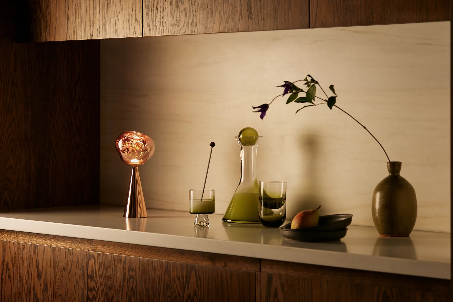 Φορητό επιτραπέζιο φωτιστικό Melt, Copper Tom Dixon