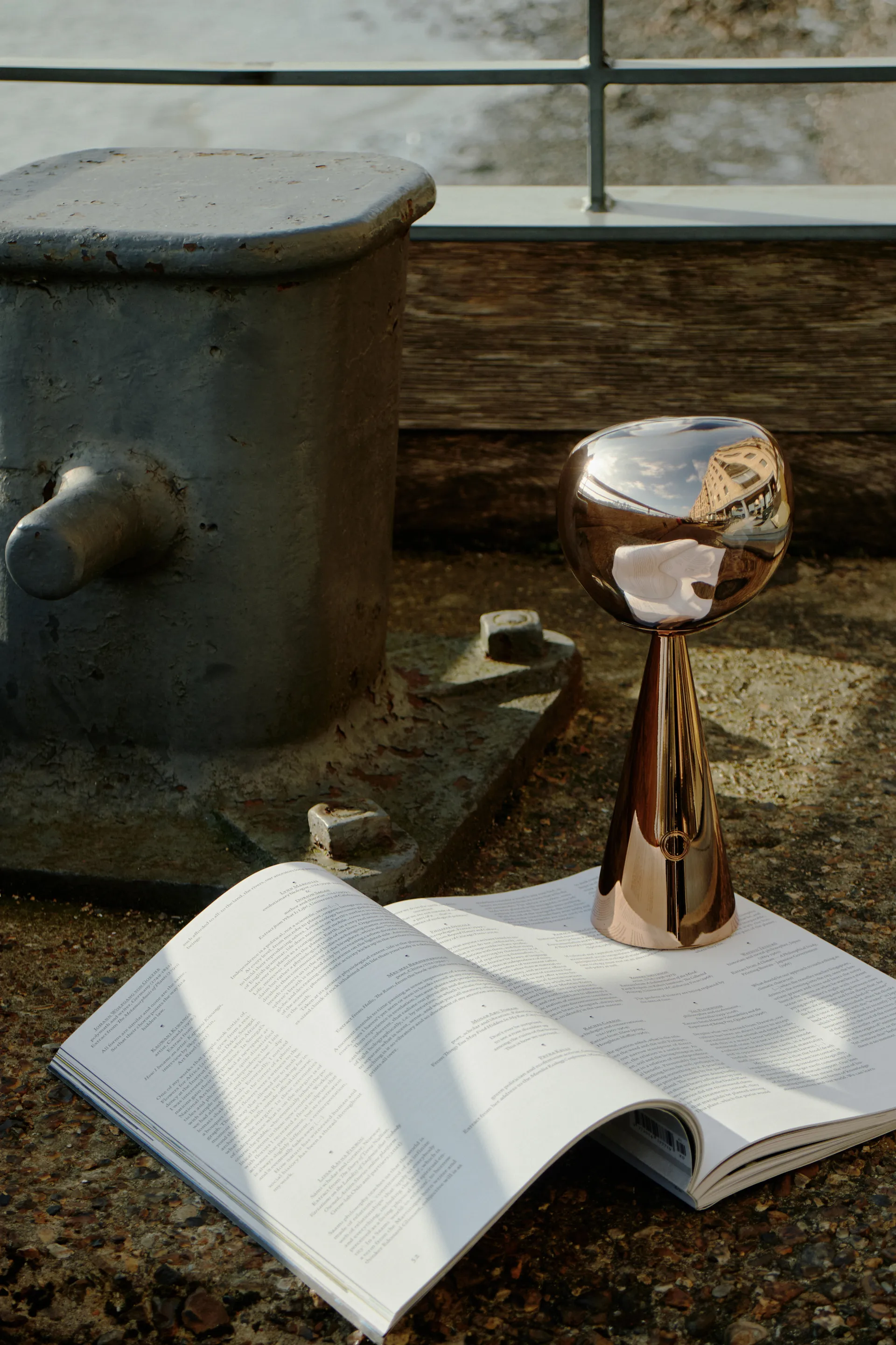 Melt φορητό επιτραπέζιο φωτιστικό LED 28.5 cm, Bronze Tom Dixon