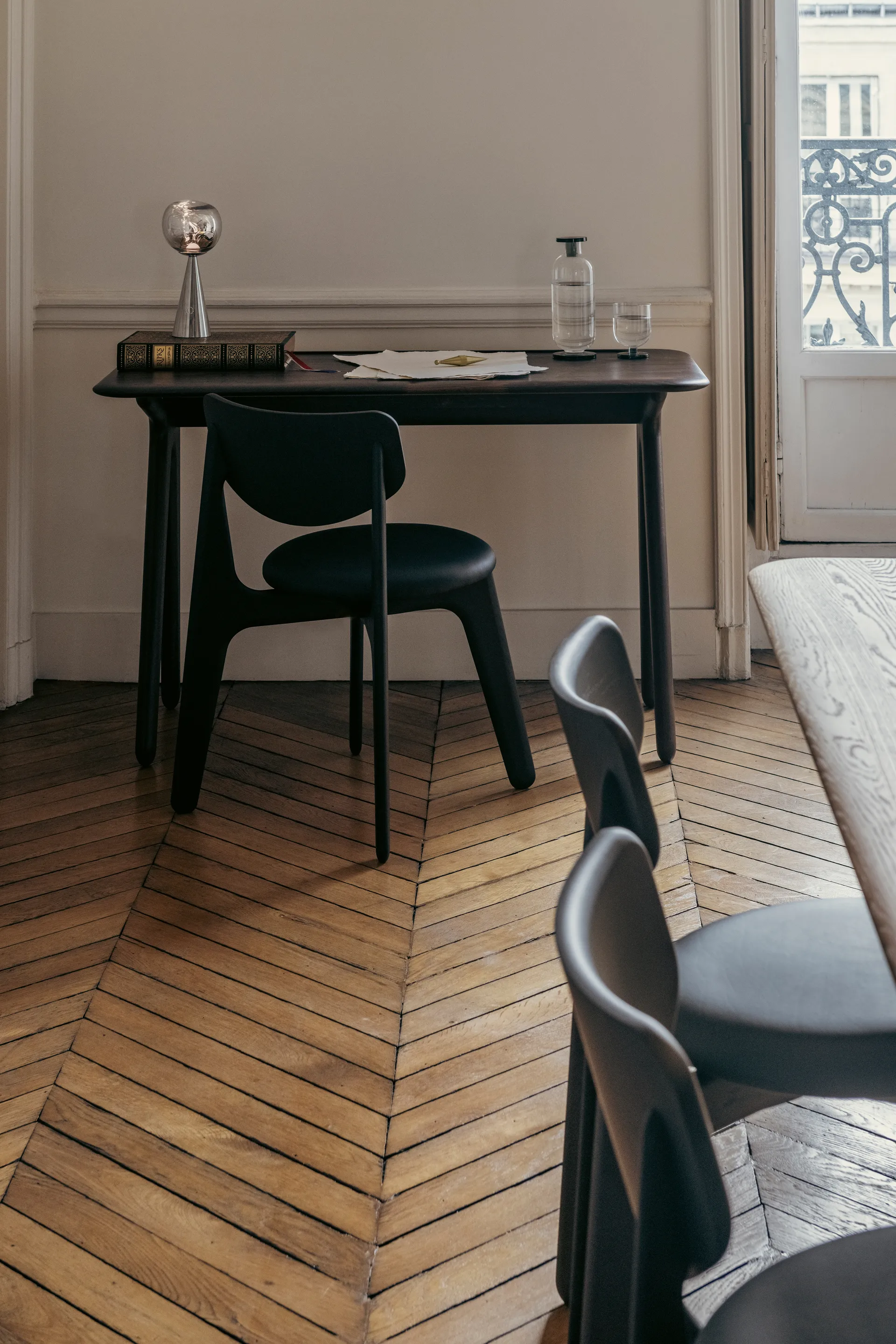 Melt φορητό επιτραπέζιο φωτιστικό LED 28.5 cm, Μαύρο Tom Dixon