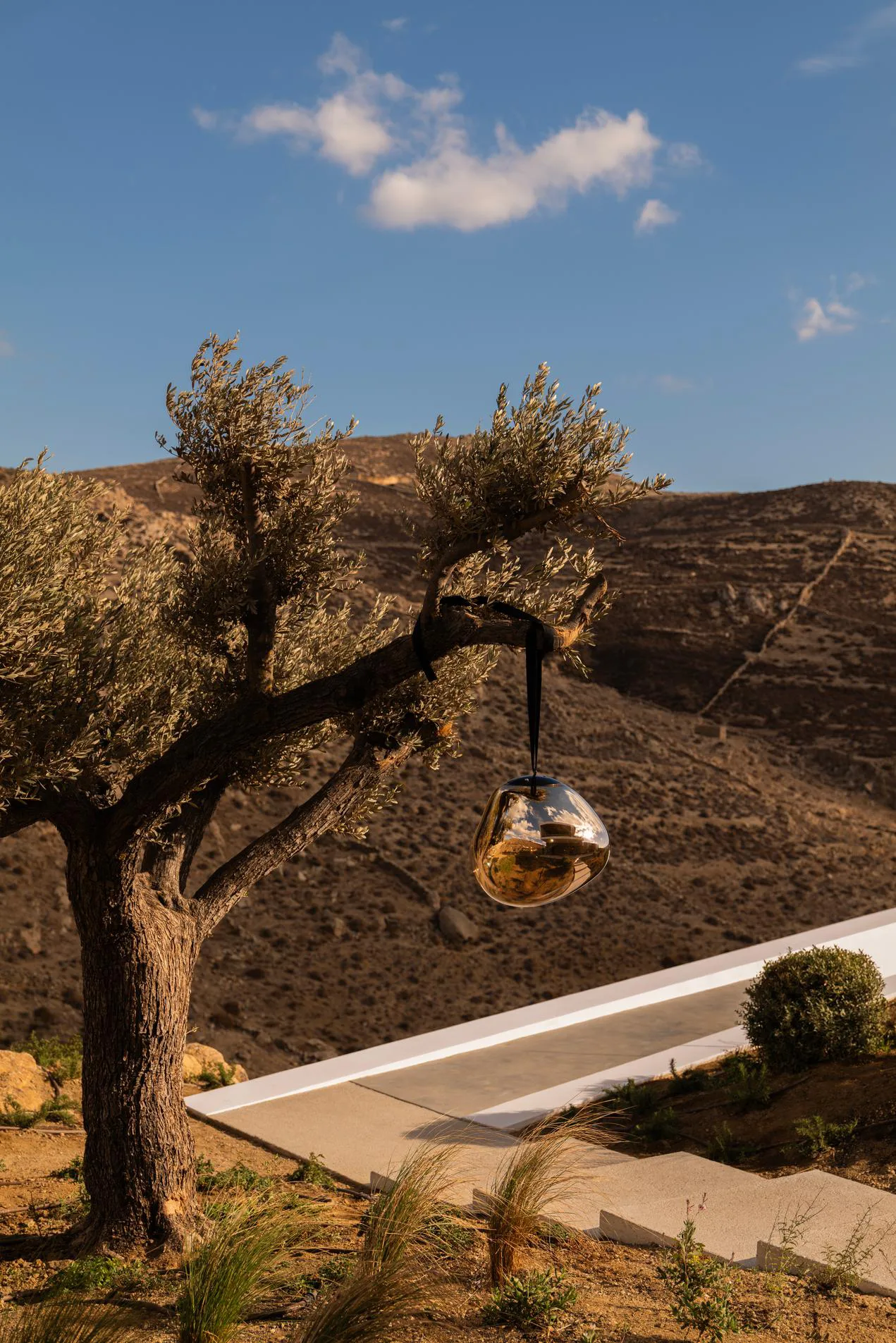 Melt Portable LED Large επιδαπέδιο φωτιστικό, Gold Tom Dixon