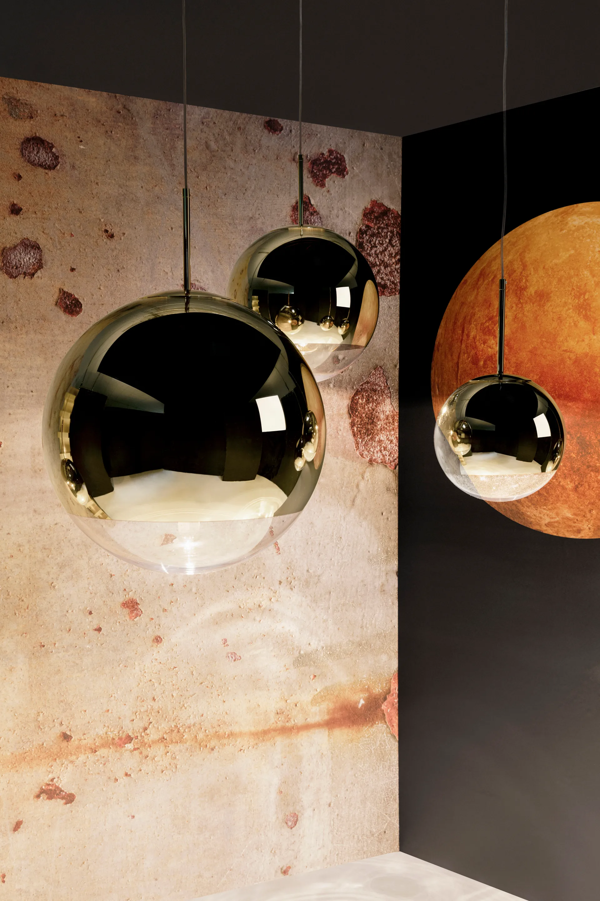 Κρεμαστό φωτιστικό Mirror Ball LED Ø25 cm, Gold Tom Dixon