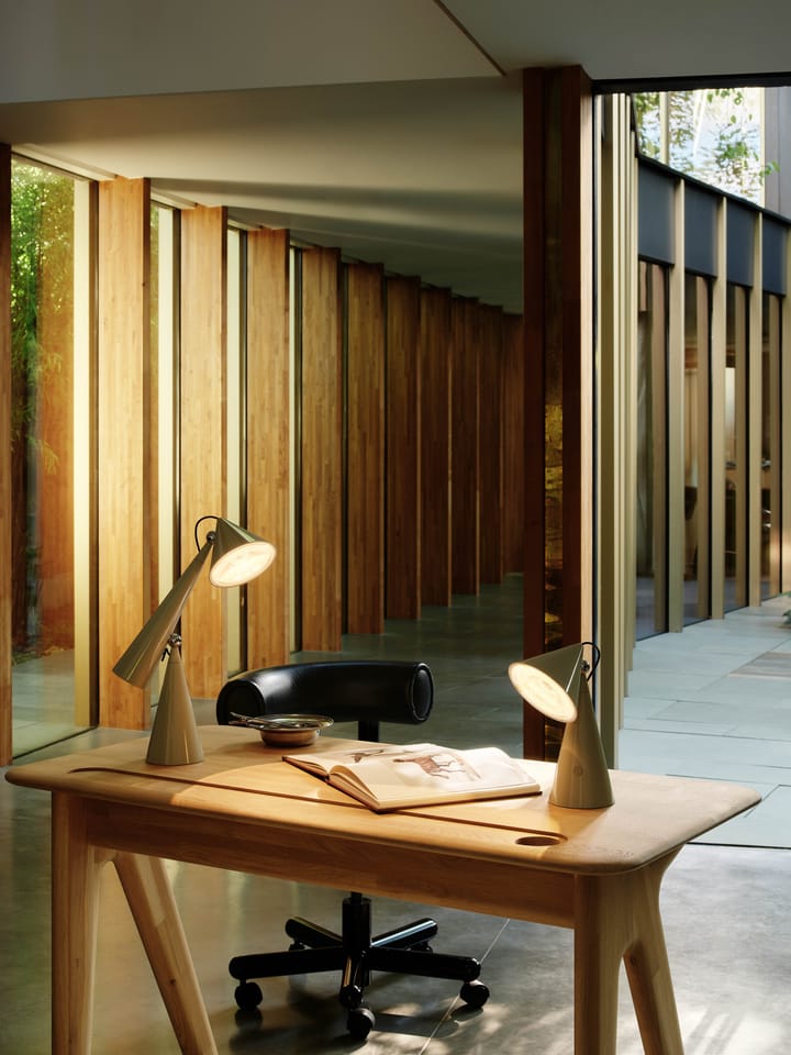 Pose Portable LED επιτραπέζιο φωτιστικό, Putty Tom Dixon