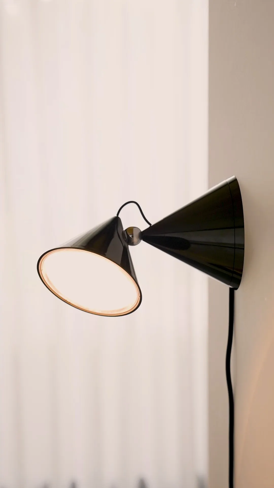 Pose Surface απλίκα τοίχου, Kelp Tom Dixon