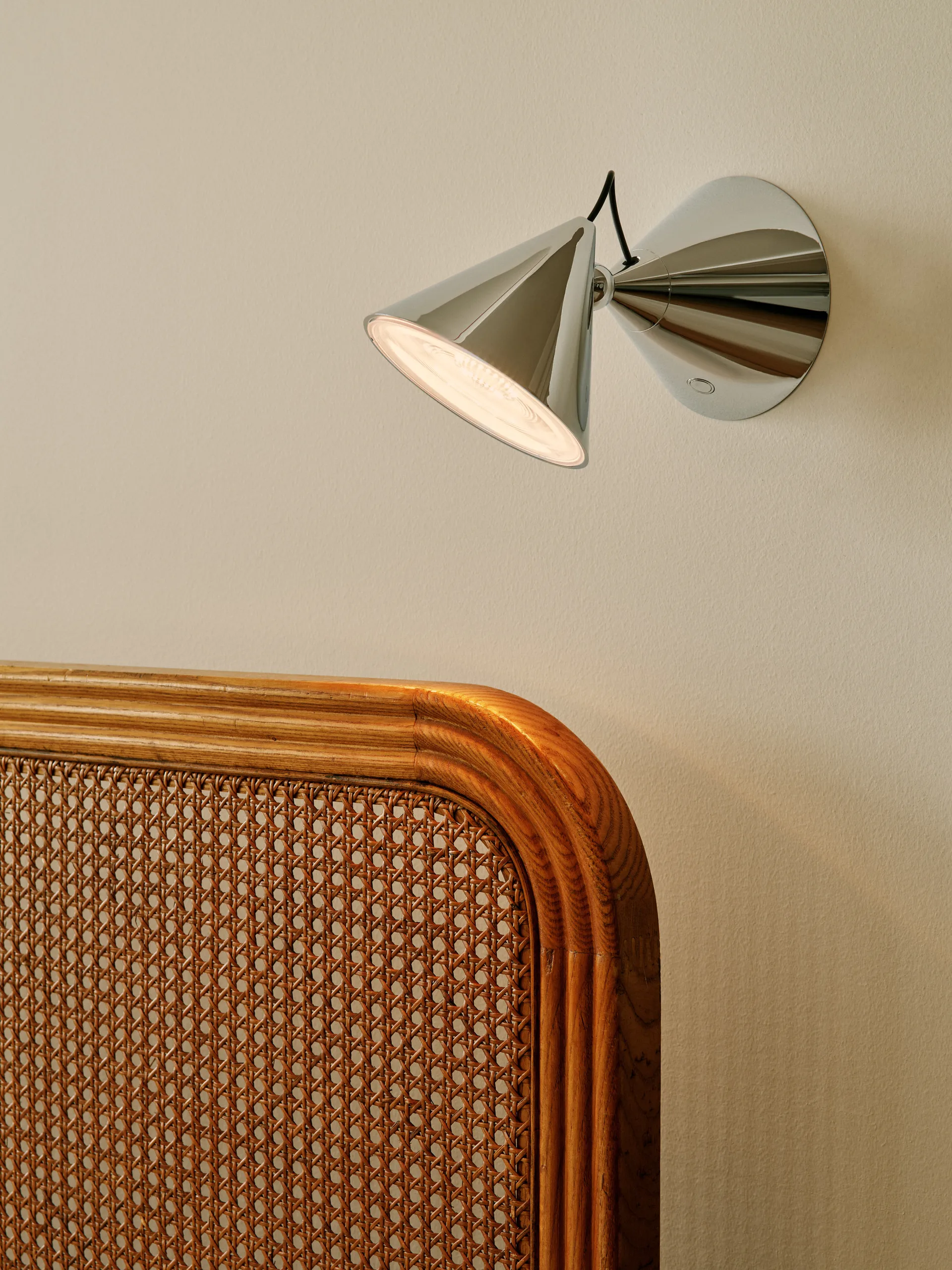 Pose Surface απλίκα τοίχου, Silver Tom Dixon