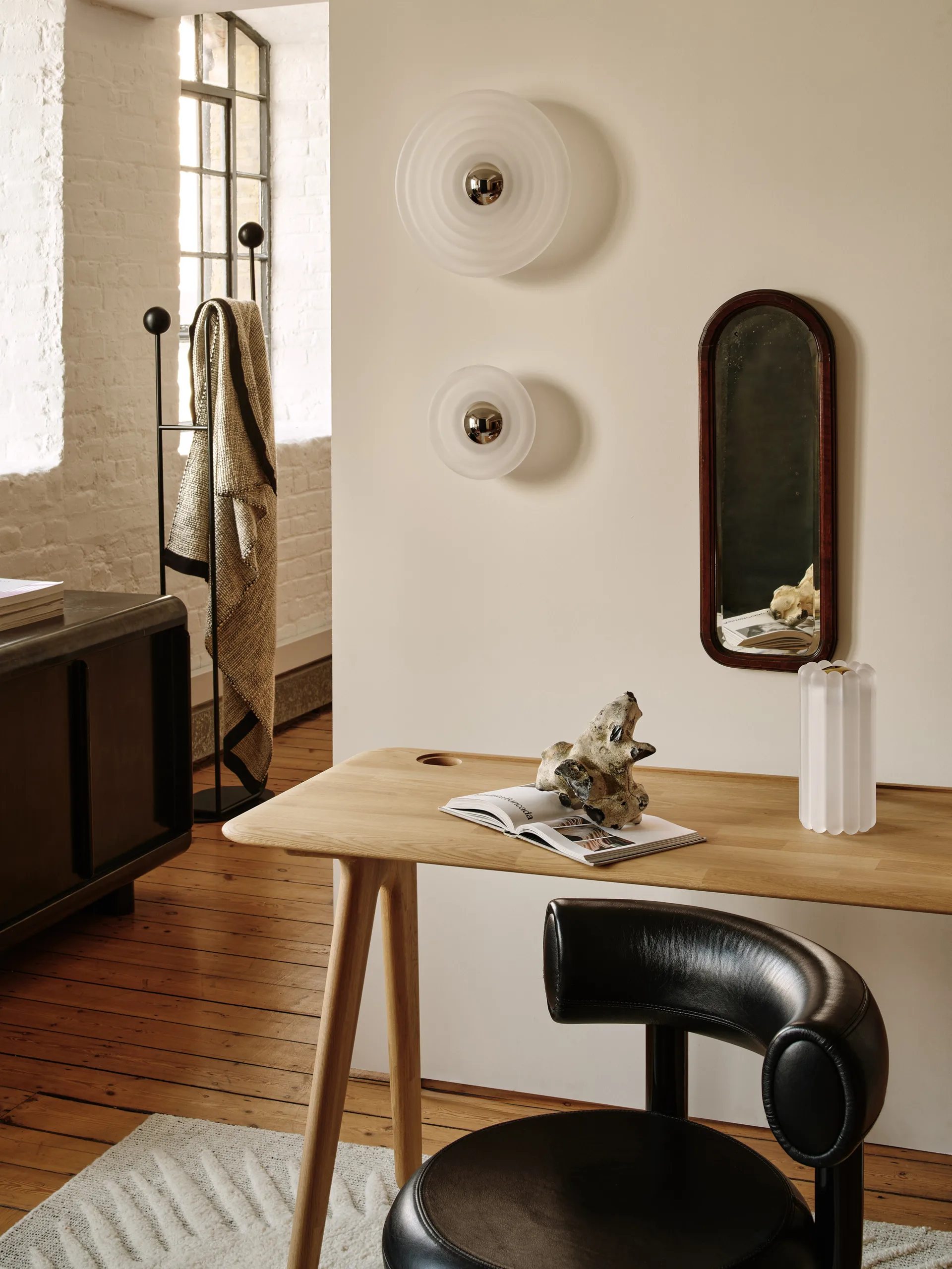 Press Surface επιτοίχιο φωτιστικό mini LED 21,5 cm, Frosted Tom Dixon