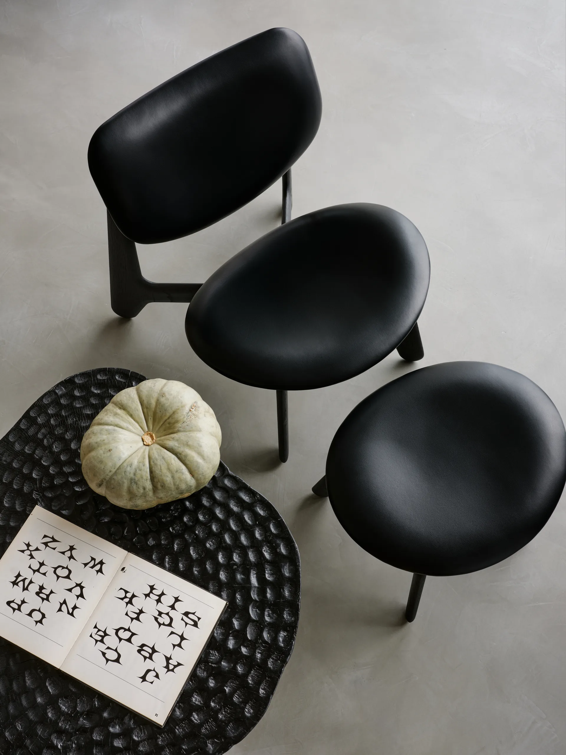 Σκαμπό Slab 45x55 cm, Black ash-black leather Tom Dixon