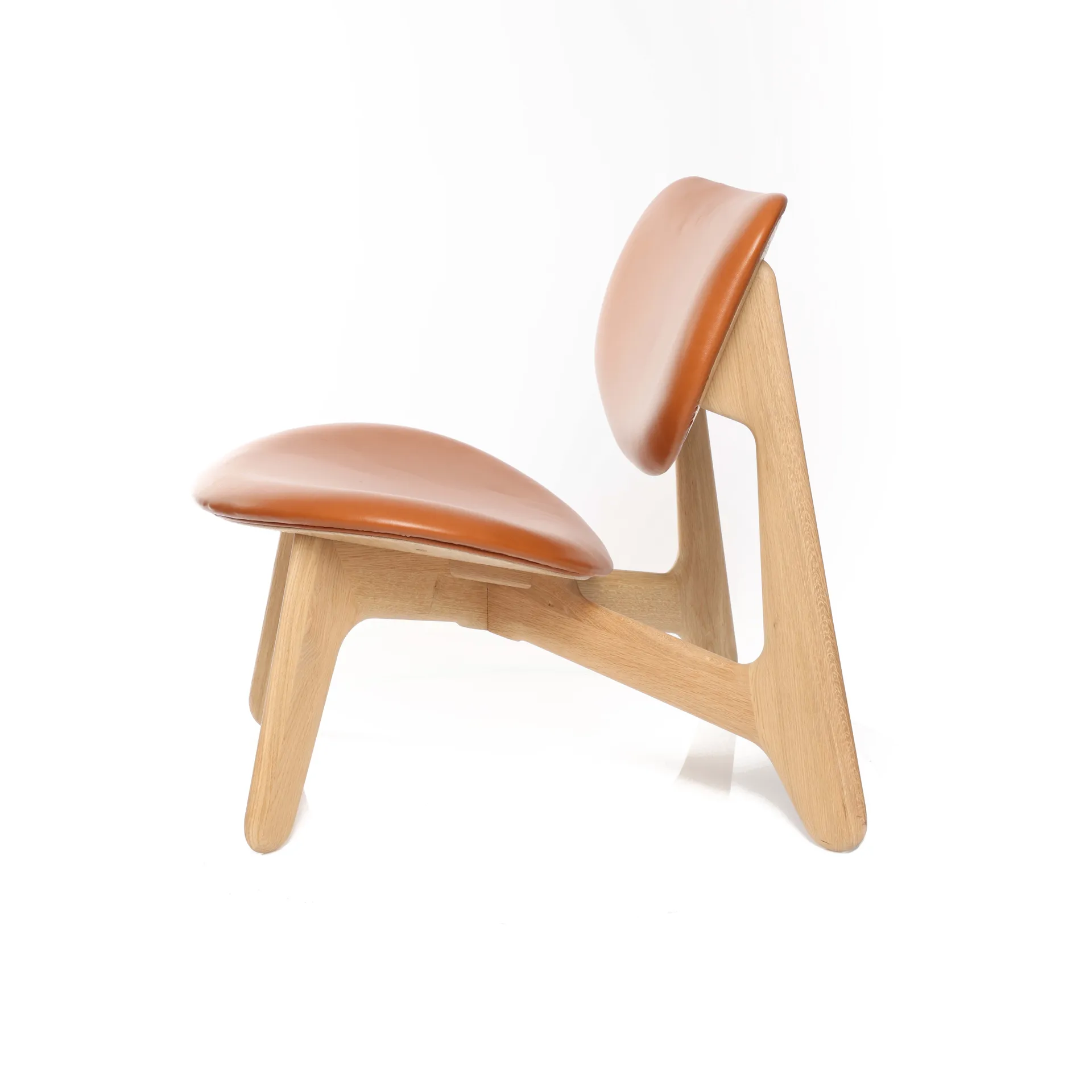 Slab πολυθρόνα με επενδυμένο κάθισμα, Natural oak-cognac leather Tom Dixon