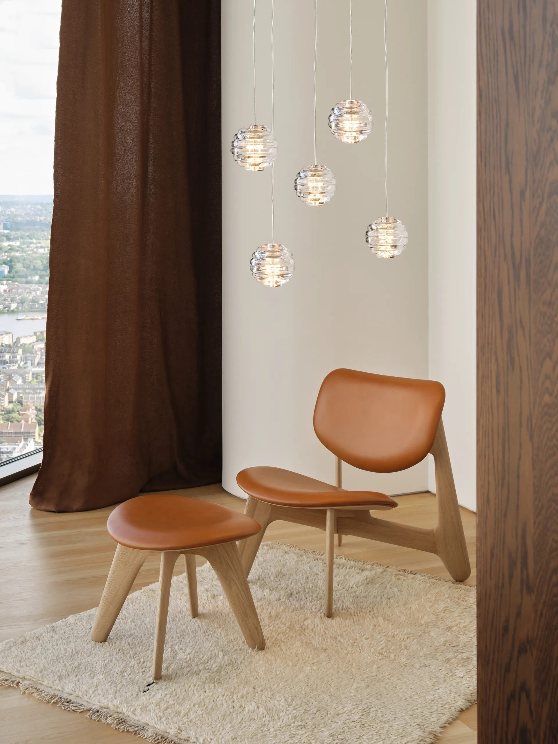 Slab πολυθρόνα με επενδυμένο κάθισμα, Natural oak-cognac leather Tom Dixon