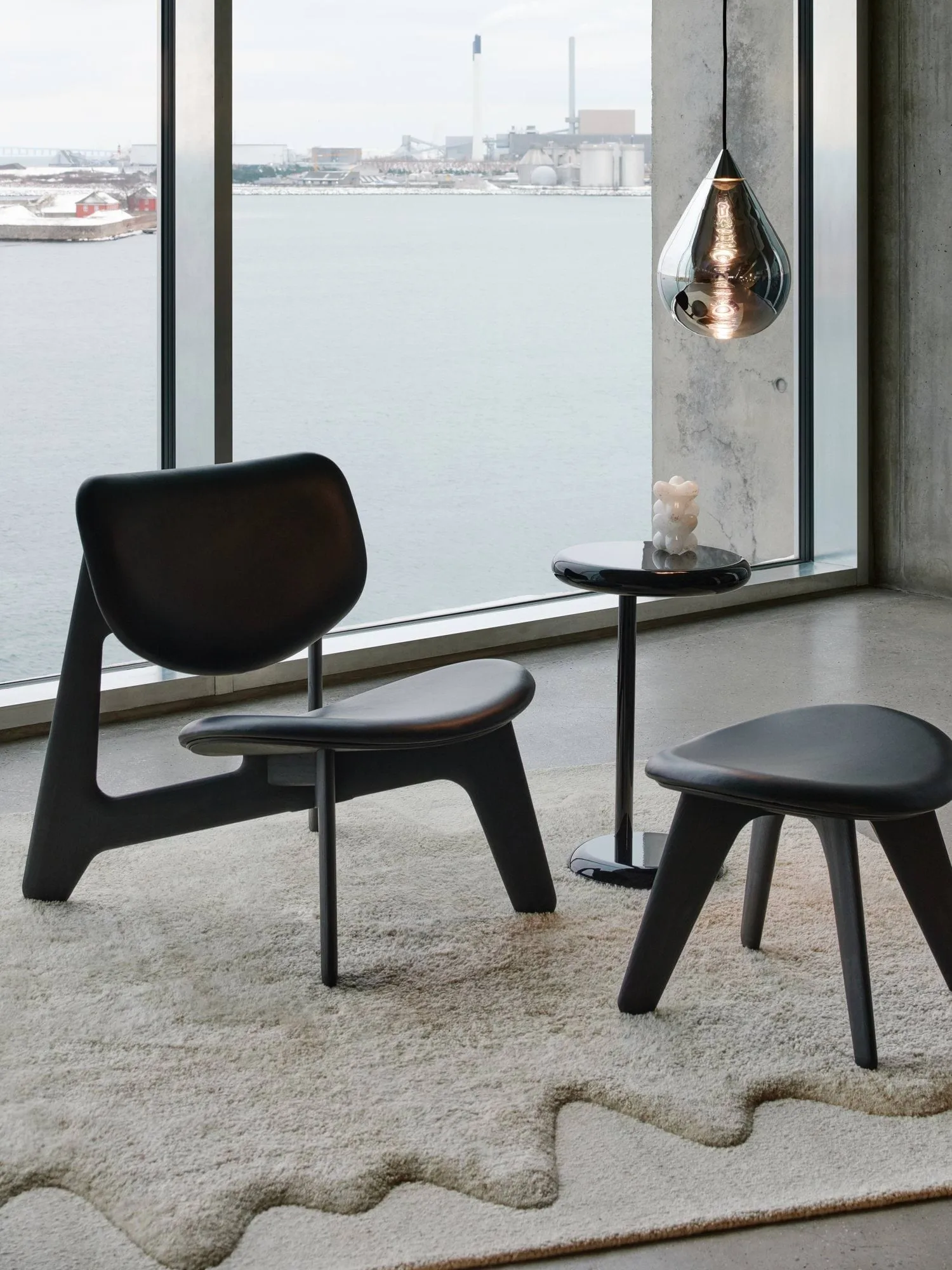 Spot βοηθητικό τραπεζάκι, Black, Ø35x55 εκ. Tom Dixon