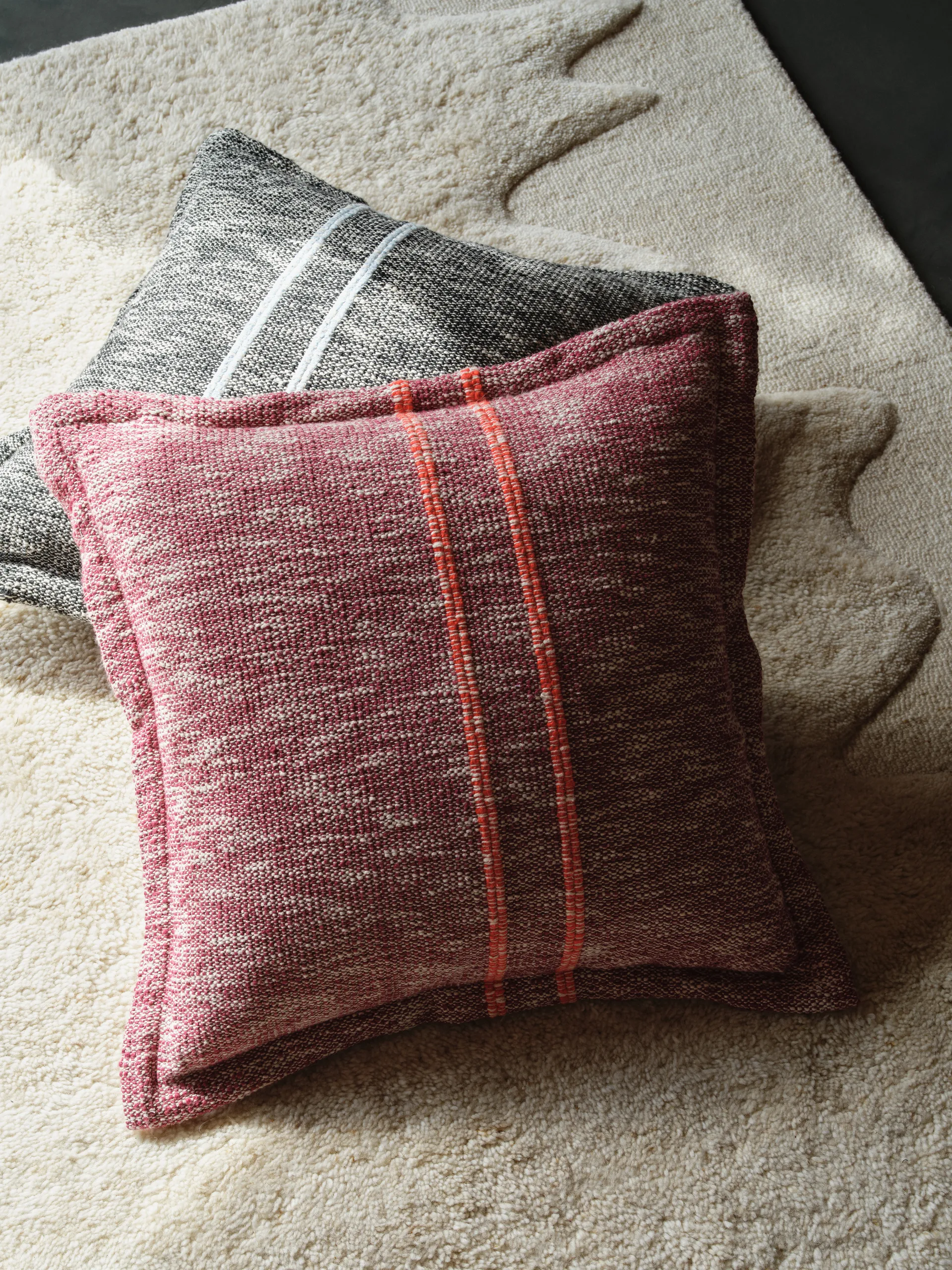 Track διακοσμητικό μαξιλάρι, Black, 56x56 εκ. Tom Dixon