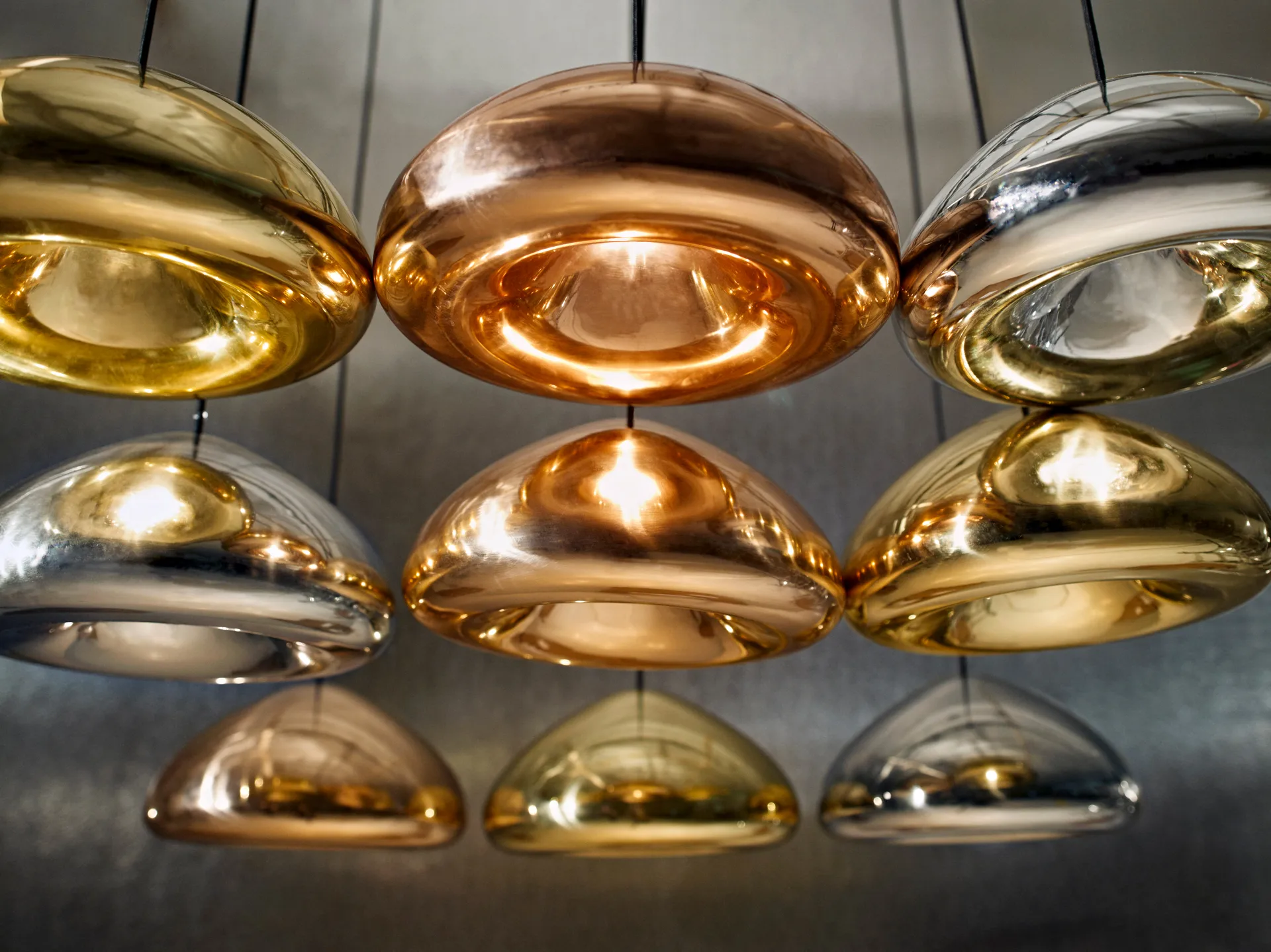 Void κρεμαστό φωτιστικό LED Ø30 εκ., Brass Tom Dixon