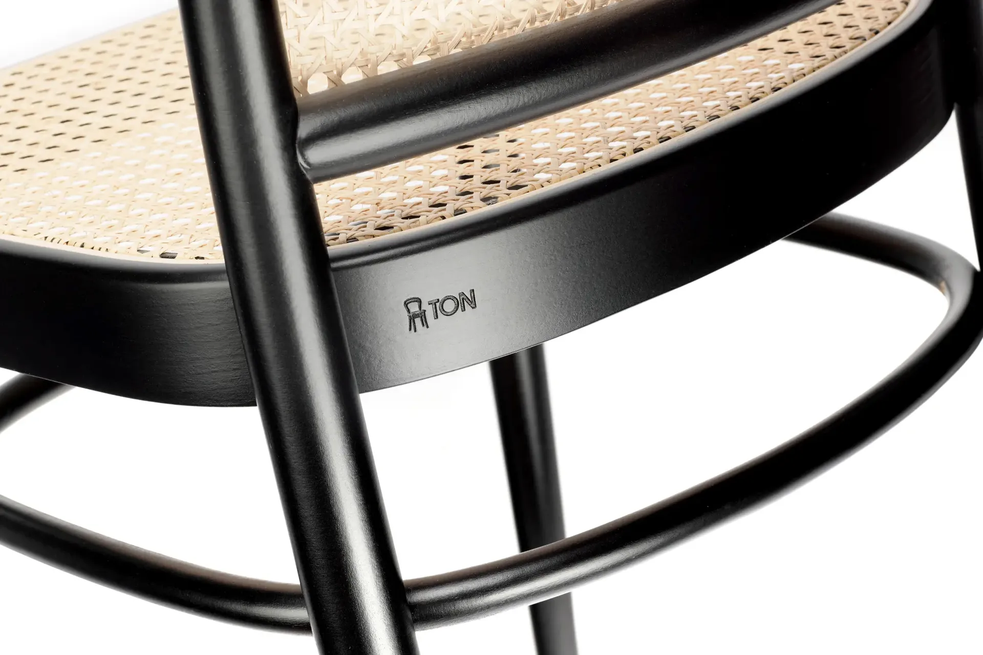 Καρέκλα no.811 από ρατάν, Coffee B4-New rattan TON