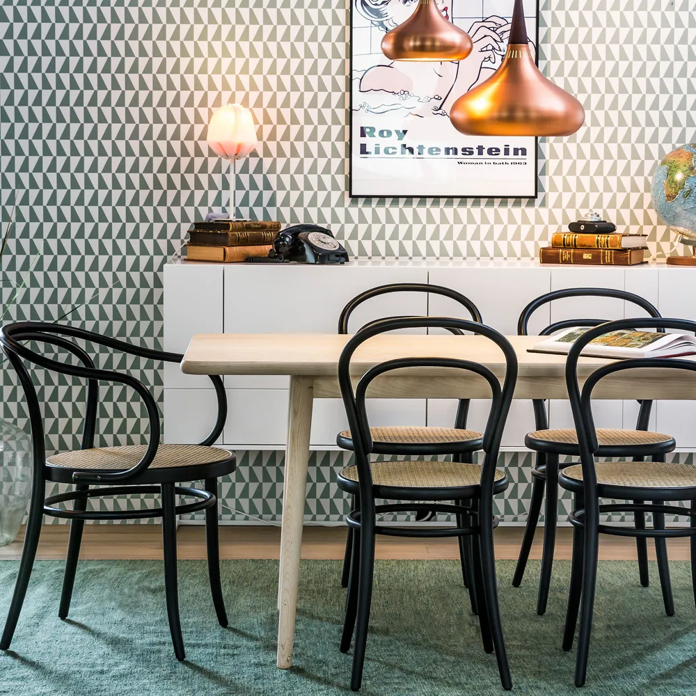 Καρέκλα με μπράτσα και κάθισμα ρατάν, Ton no.30, Καφές B4-Νέο ρατάν TON