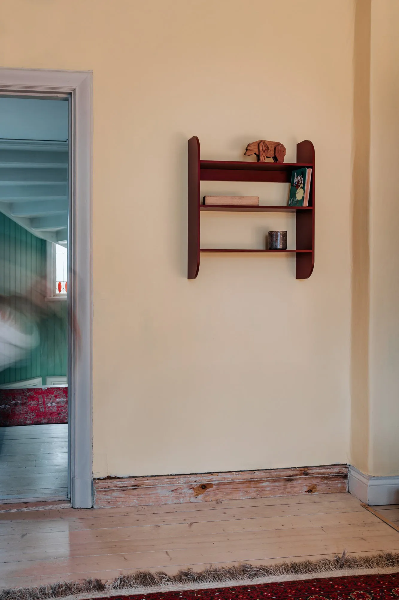 Strapats ράφι τοίχου 62x73,6 cm, Burgundy TÔNN furniture