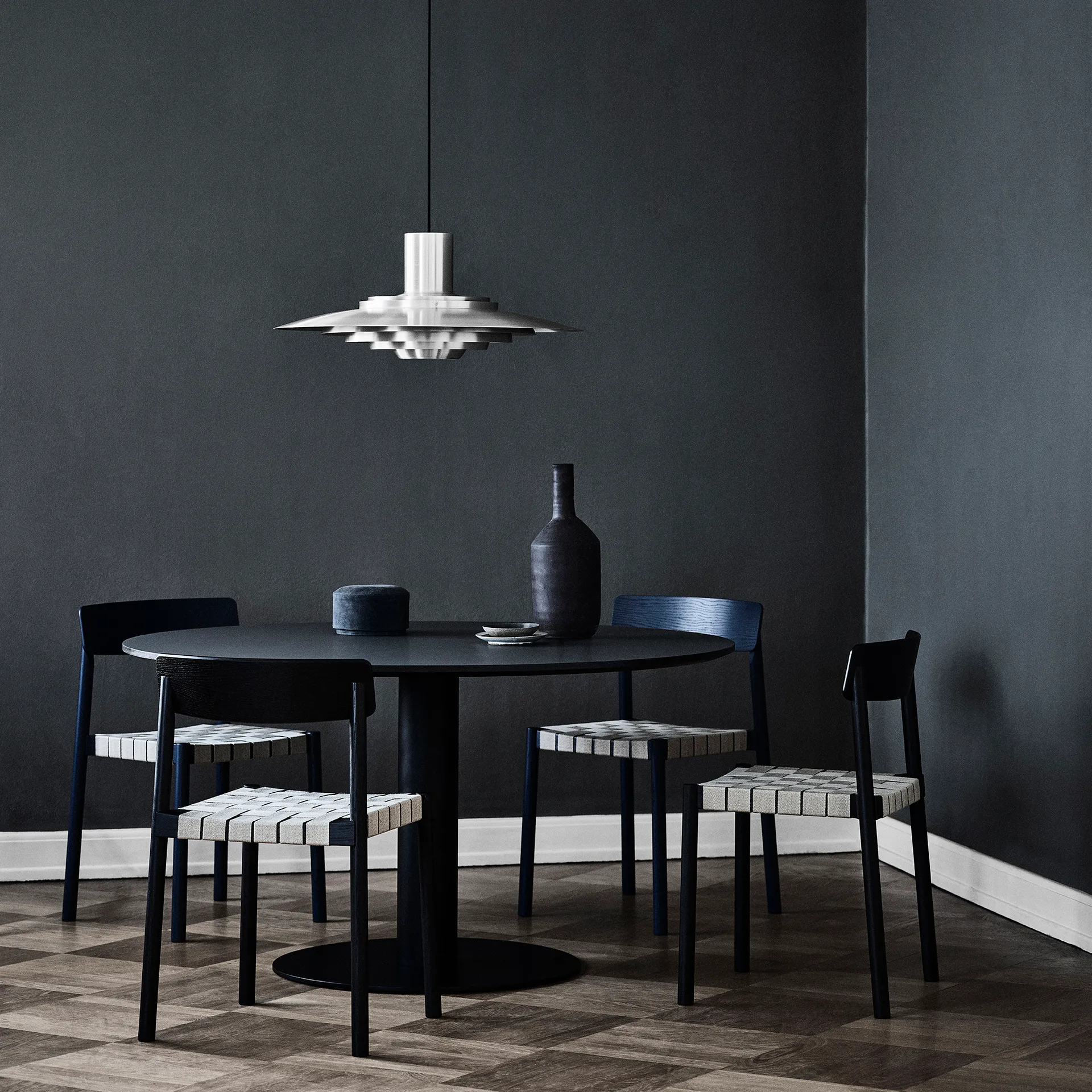 Betty καρέκλα TK1, Μαύρο &Tradition