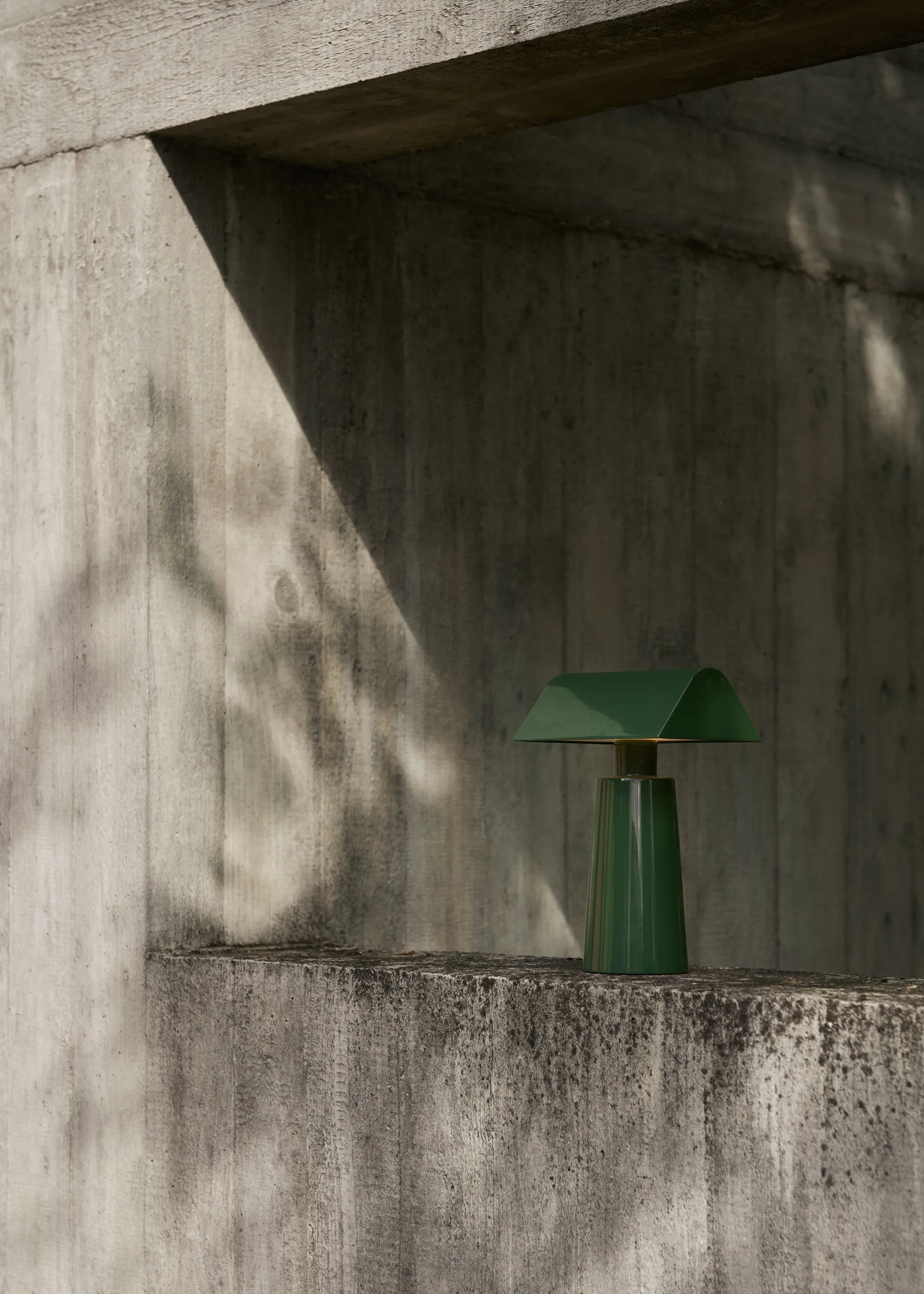 Caret MF1 φορητό επιτραπέζιο φωτιστικό, Forest &Tradition