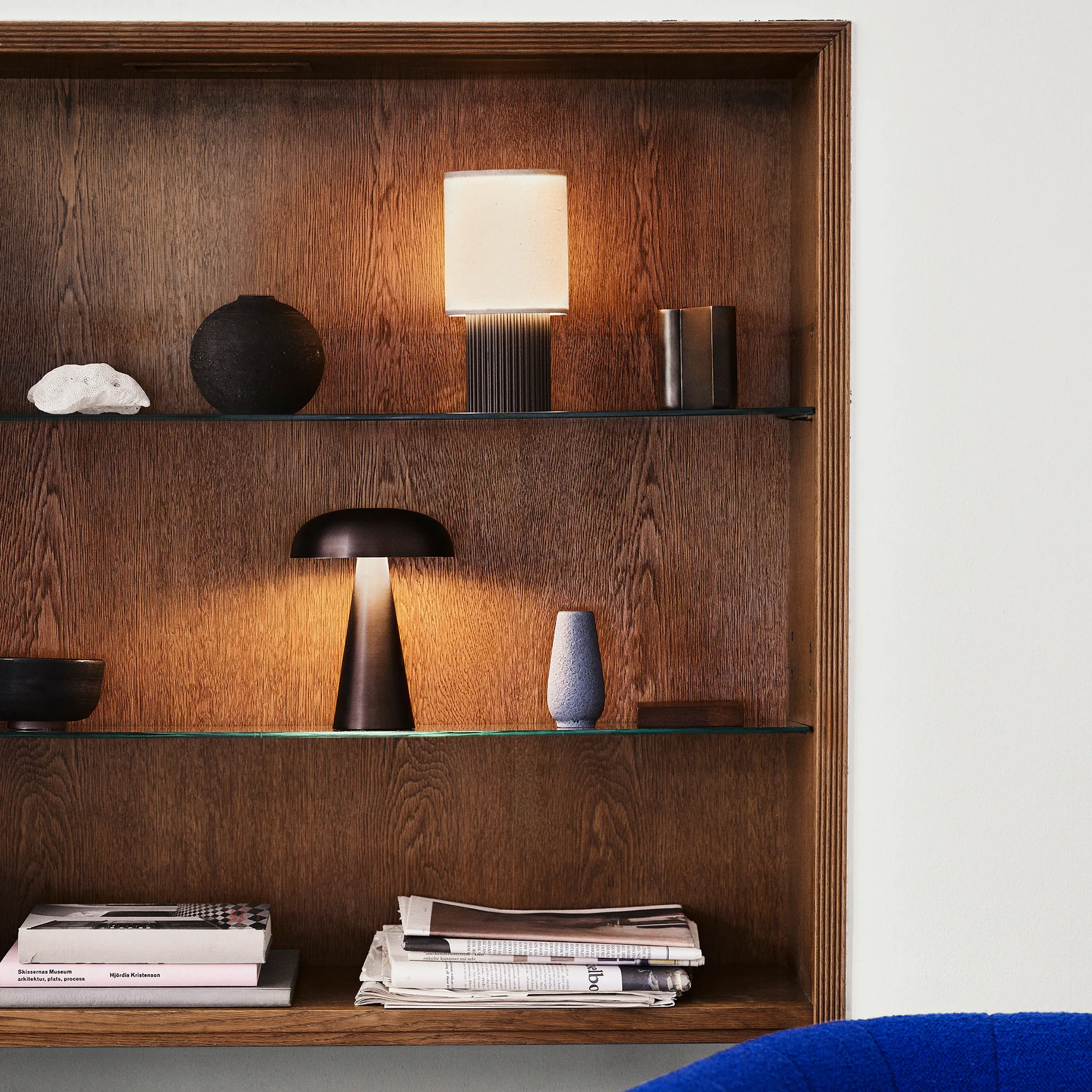 Como φορητό επιτραπέζιο φωτιστικό SC53, μπρονζέ ορείχαλκος &Tradition