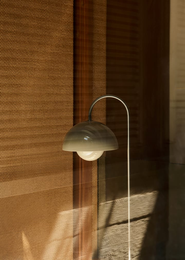 Flowerpot VP12 φωτιστικό δαπέδου, Grey beige &Tradition