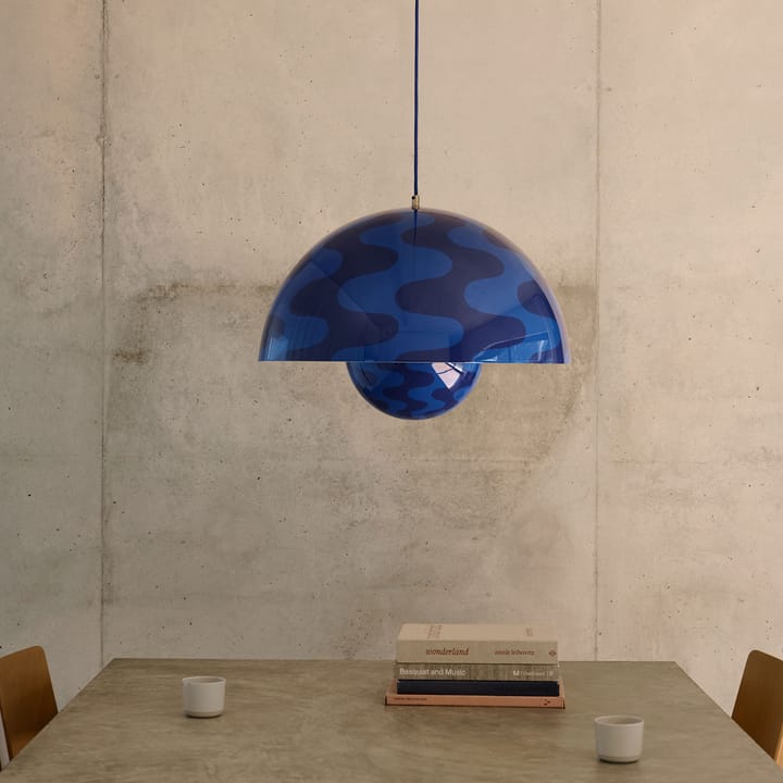 Flowerpot VP2 κρεμαστό φωτιστικό, Cobalt blue-Twilight blue &Tradition