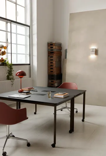 FlowerPot VP3 επιτραπέζιο φωτιστικό - Vermilion red - &Tradition