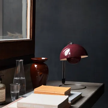 FlowerPot επιτραπέζιο φωτιστικό VP4 - Dark plum - &Tradition