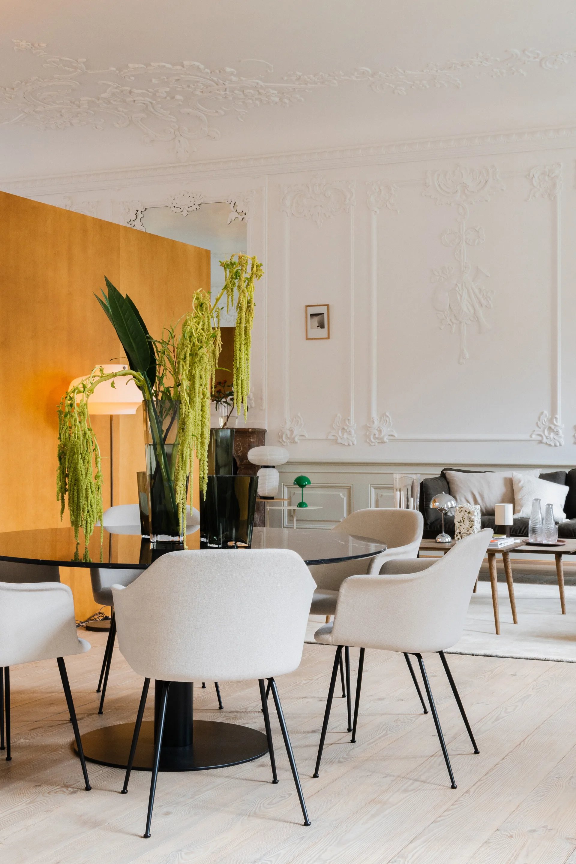 Flowerpot φορητό επιτραπέζιο φωτιστικό VP9, Signal green &Tradition