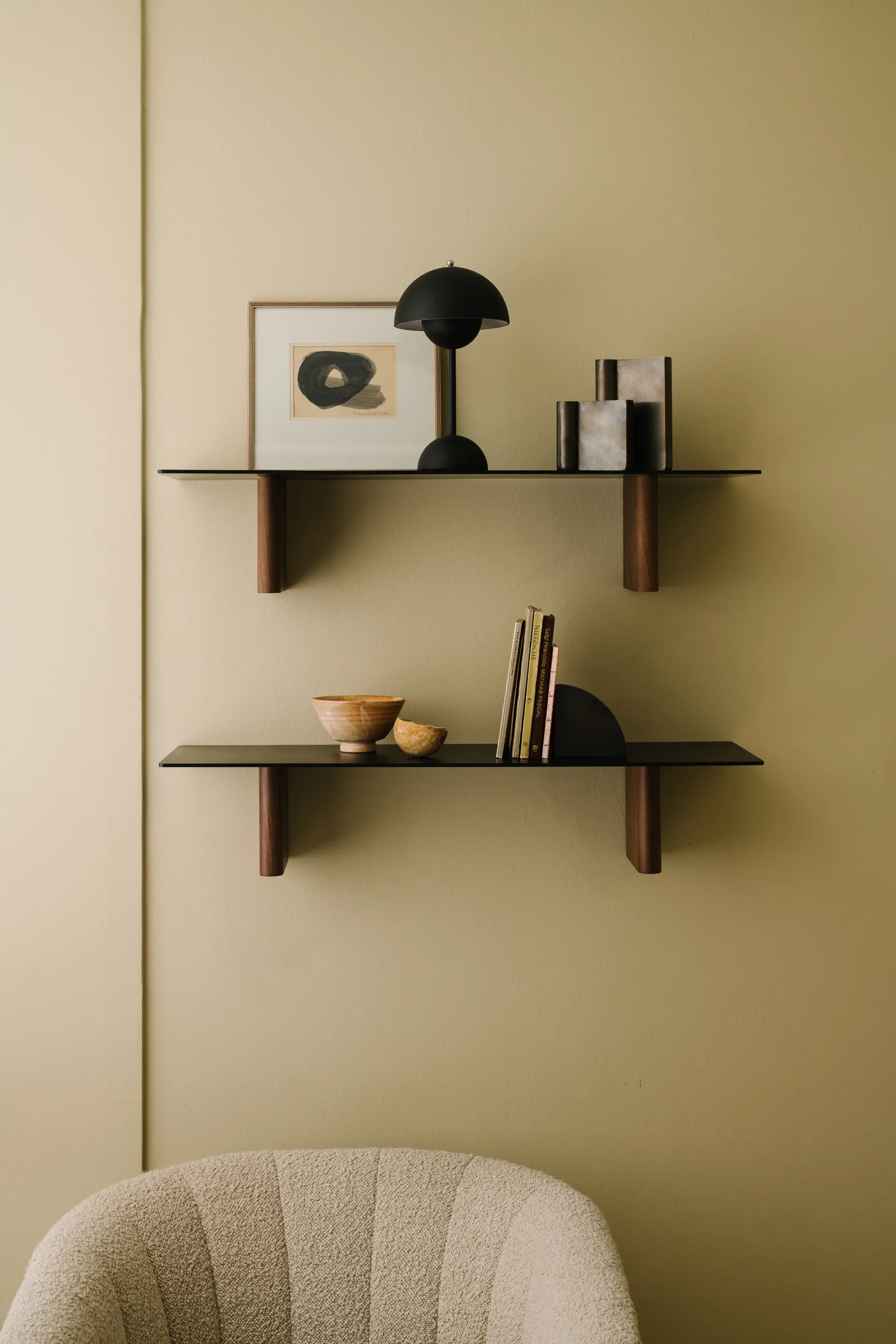 Flowerpot φορητό επιτραπέζιο φωτιστικό VP9, ματ μαύρο &Tradition