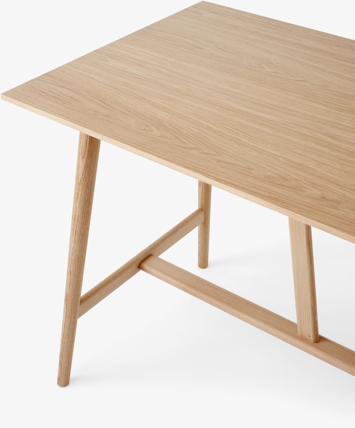 In Between SK26 Counter Table τραπέζι μπαρ 190x80x95 cm, Λουστραρισμένη δρυς &Tradition