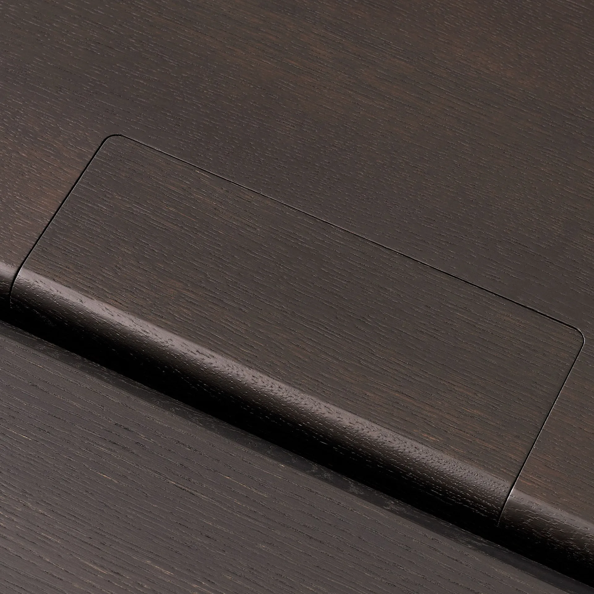 Ita OS1 τραπεζαρία με διαχείριση καλωδίων 95x200 cm, Dark stained oak &Tradition