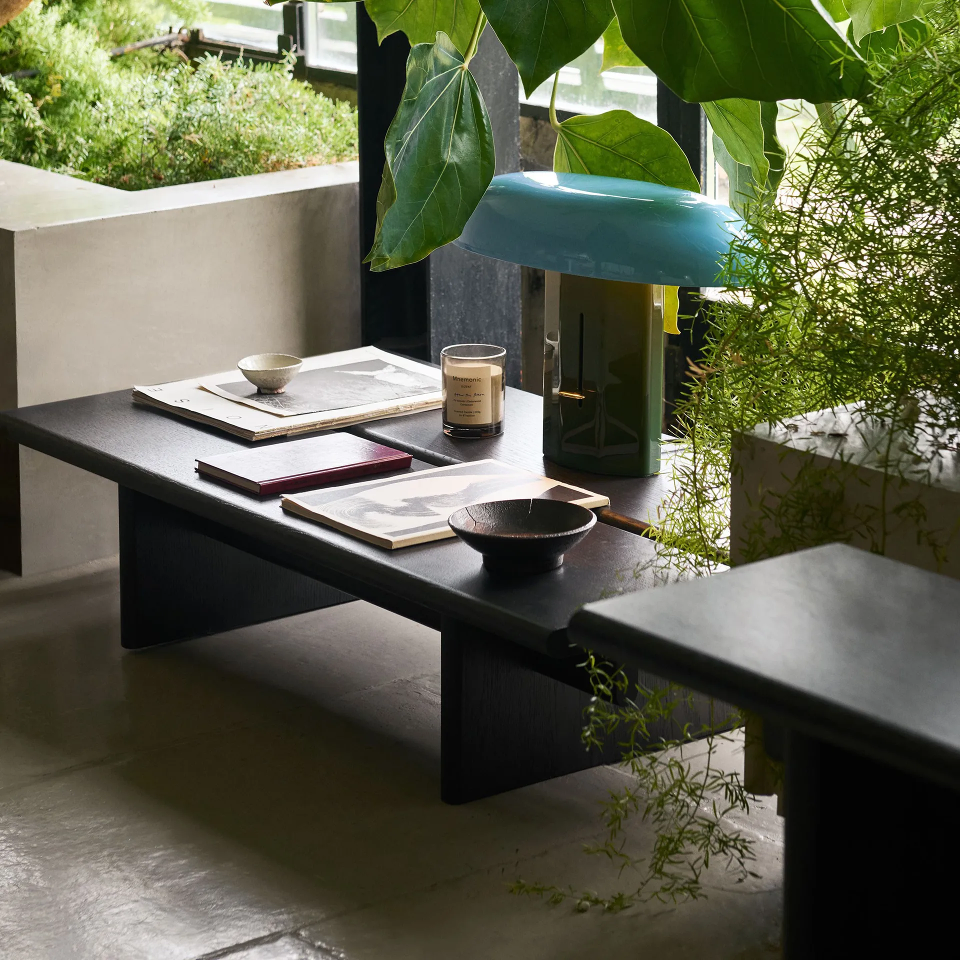 Ita OS3 τραπεζάκι σαλονιού 60x110 cm, Dark stained oak &Tradition