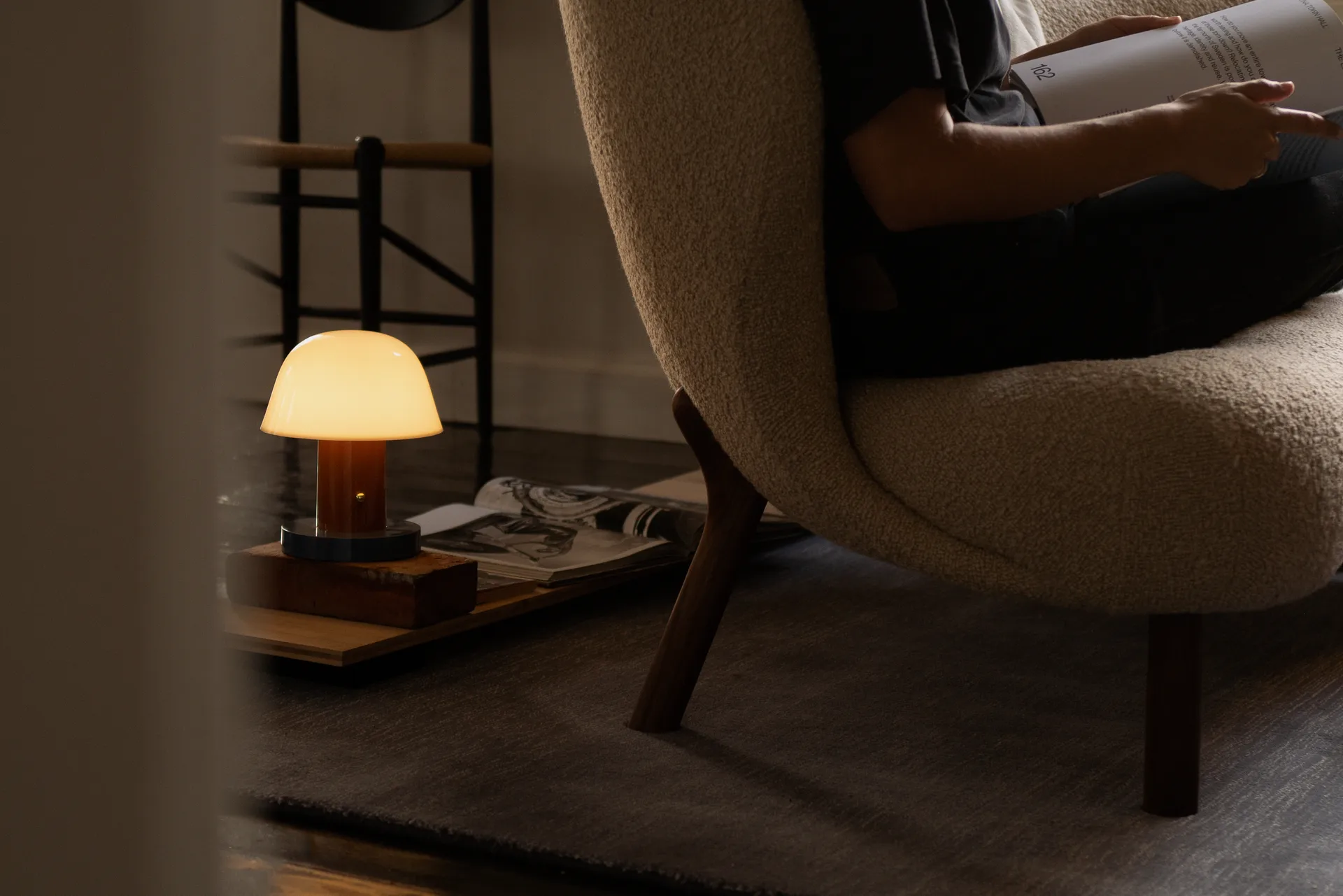 Καναπές Little Petra VB2, Λευκή βερνικωμένη βελανιδιά. Moonlight &Tradition