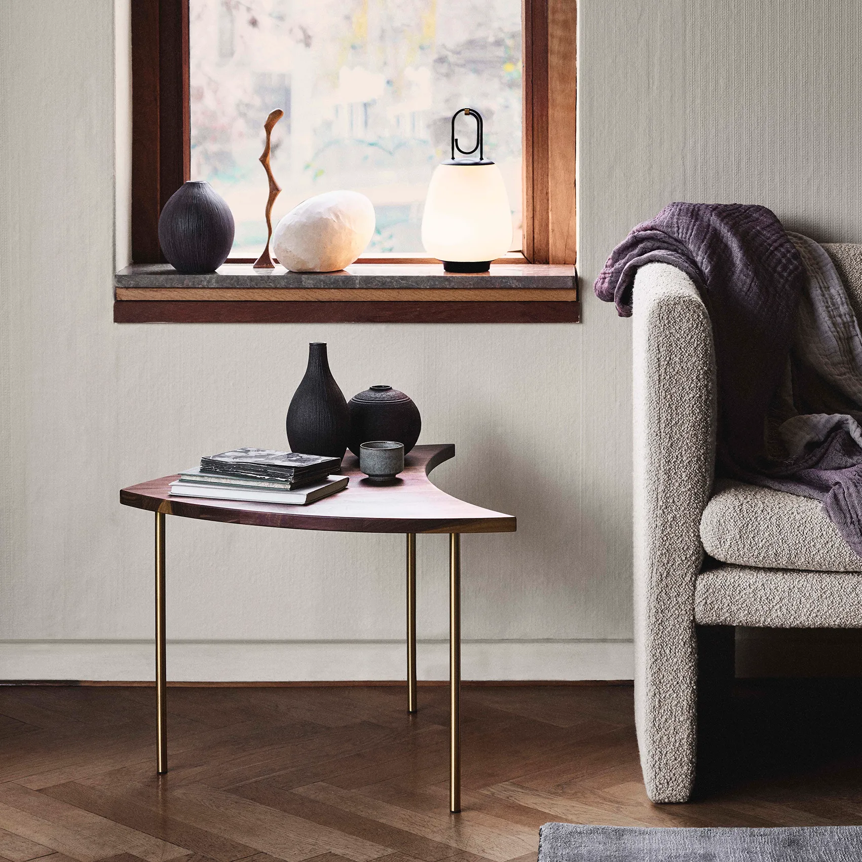 Lucca επιτραπέζιο φωτιστικό SC51, μαύρο &Tradition