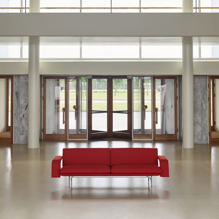 Meantime AV31 καναπές 3 θέσεων, Pol. aluminium-Fiord 0571 &Tradition