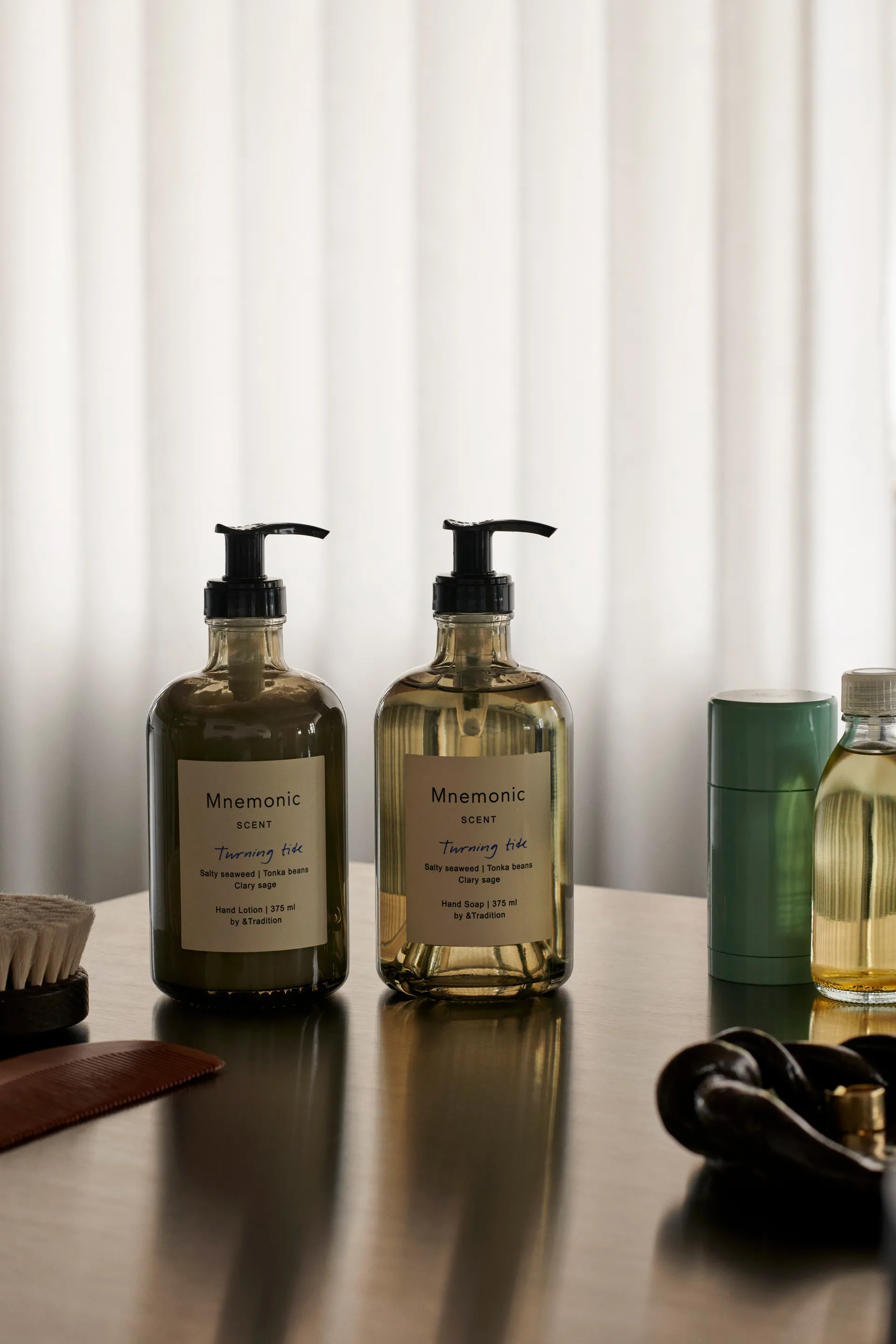 Λοσιόν χεριών Mnemonic MNC2 375 ml, Turning tide &Tradition