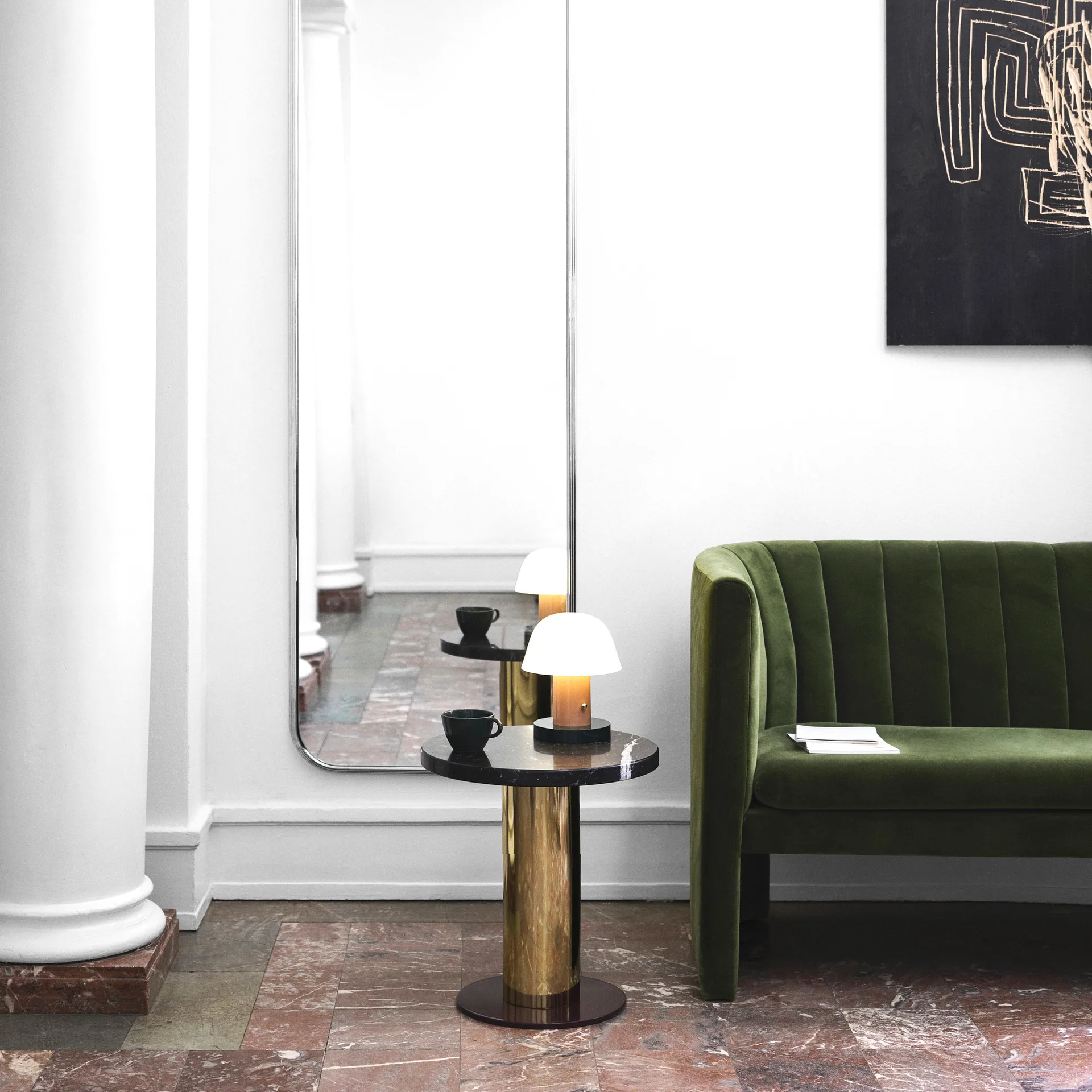 Setago JH27 επιτραπέζιο φωτιστικό, ουδέτερο-κυπαρισσί &Tradition