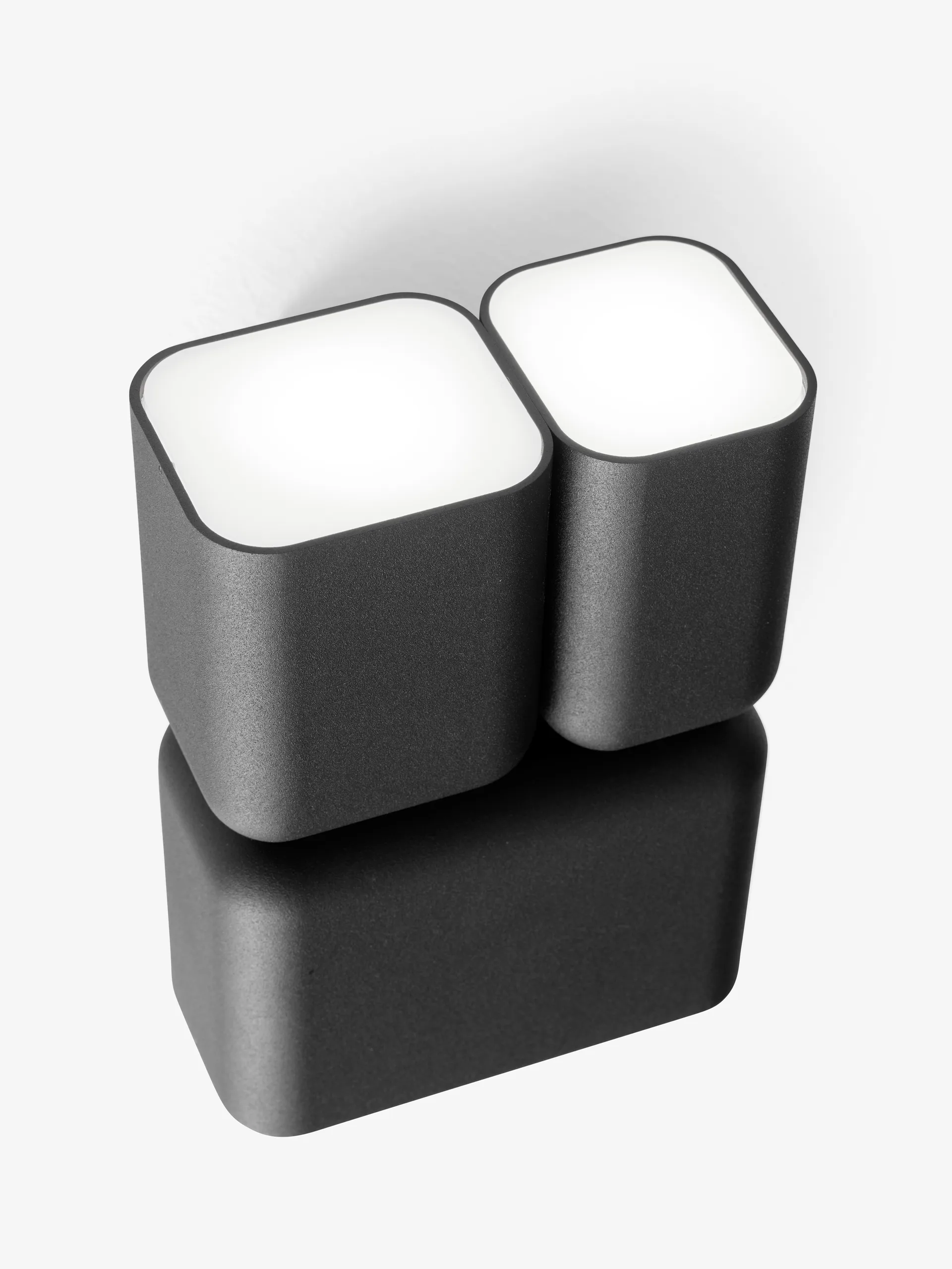 Tabata LN10 φωτιστικό τοίχου, Μαύρο &Tradition