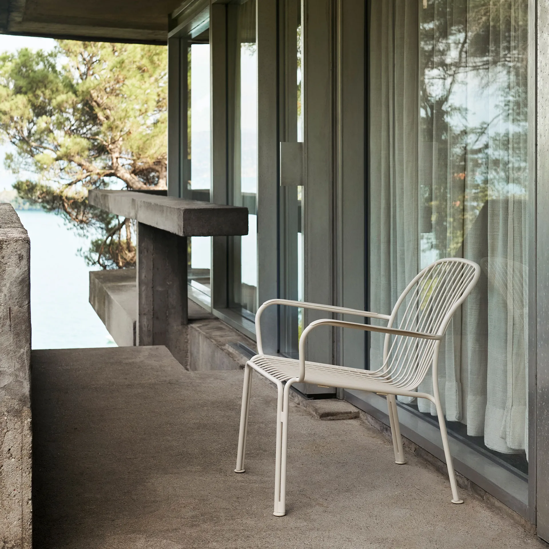 Thorvald SC101 πολυθρόνα lounge, Ivory &Tradition