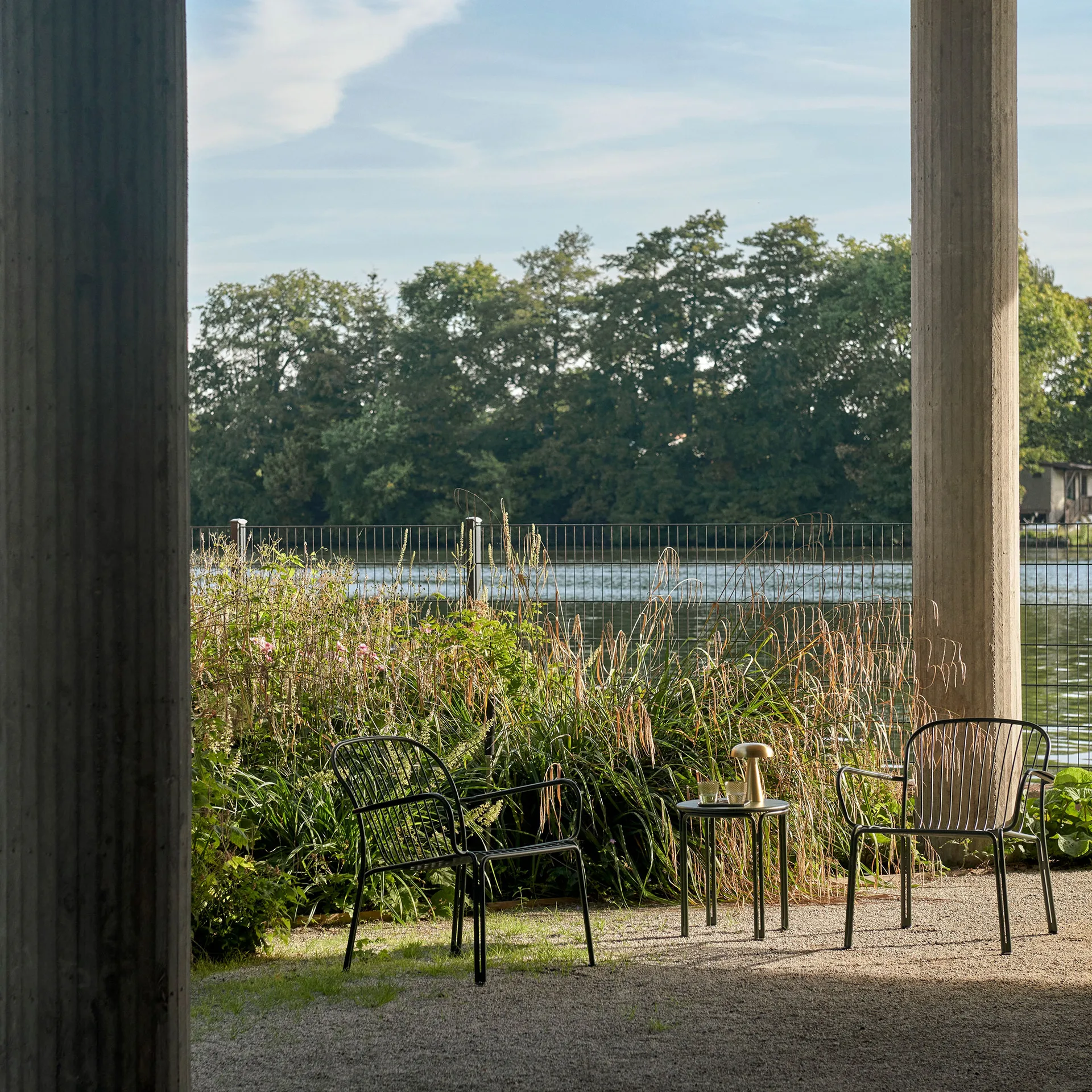 Τραπεζάκι Thorvald SC102, Bronze green &Tradition