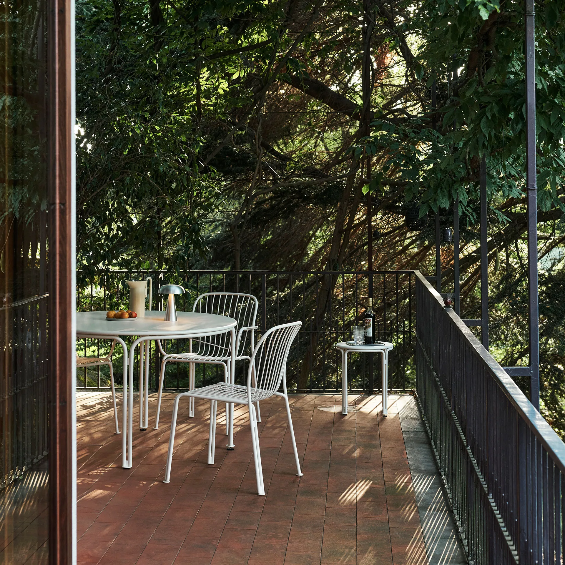 Τραπεζάκι Thorvald SC102, Ivory &Tradition