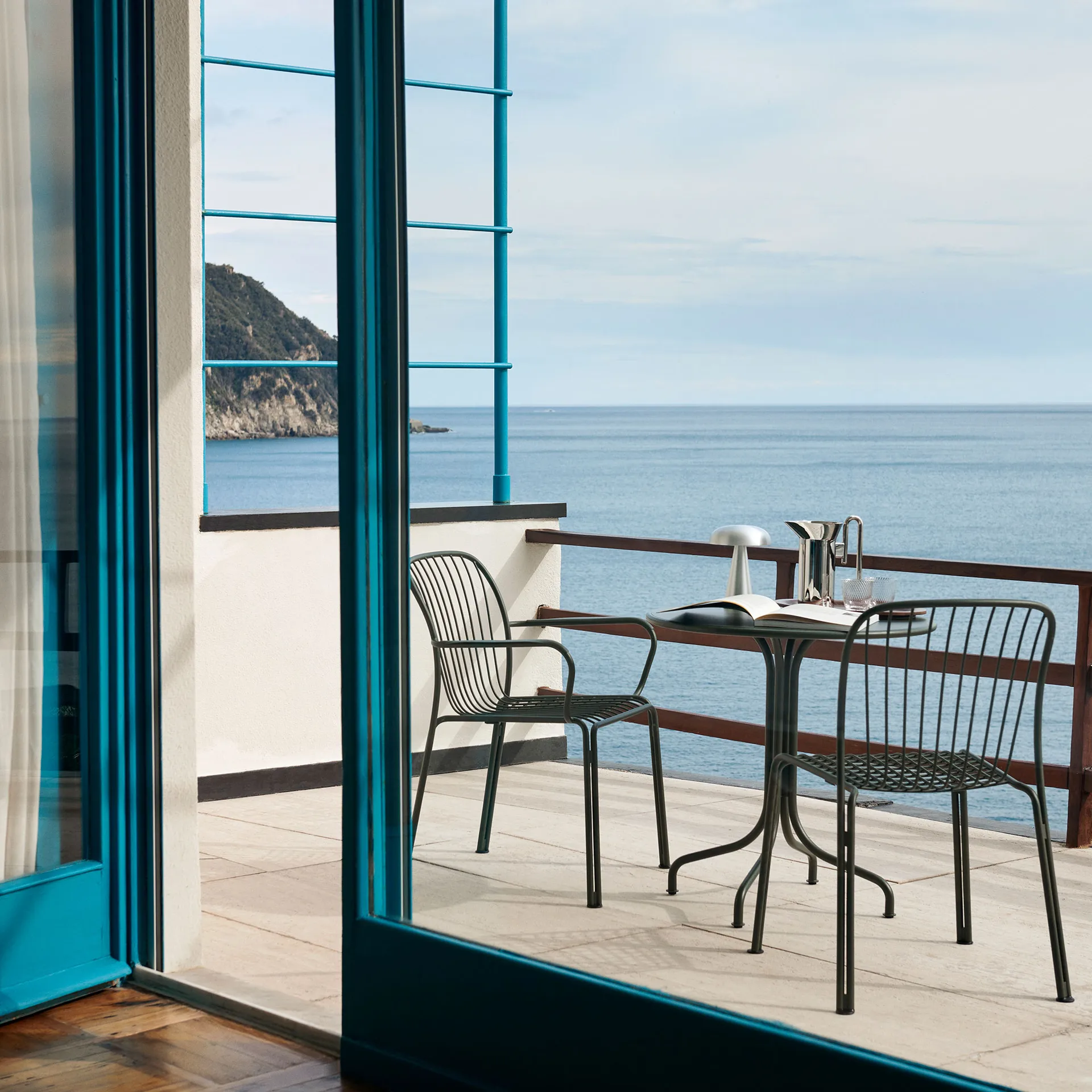 Καρέκλα Thorvald SC94, Bronze green &Tradition