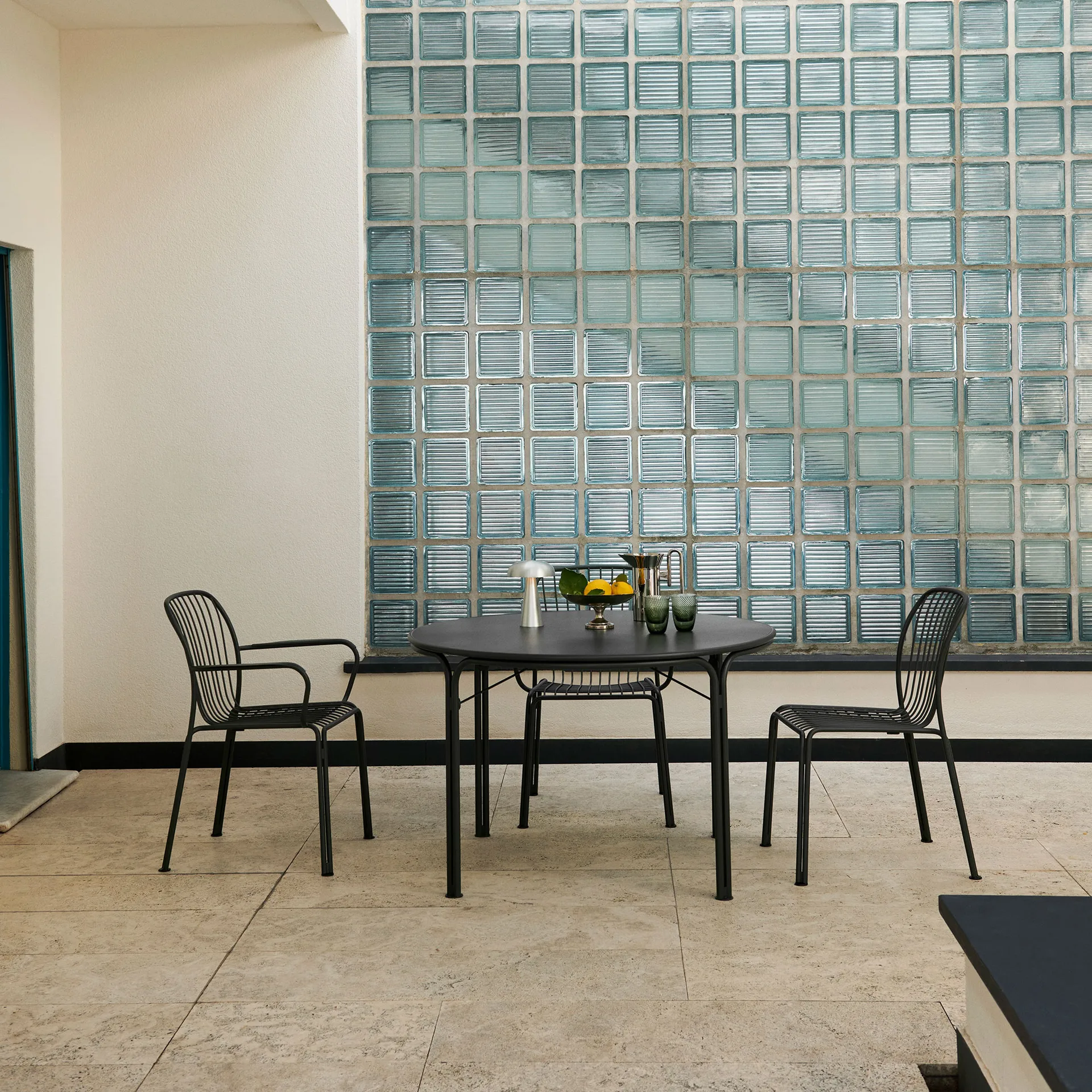 Τραπεζαρία Thorvald SC98 Ø115 cm, Black &Tradition